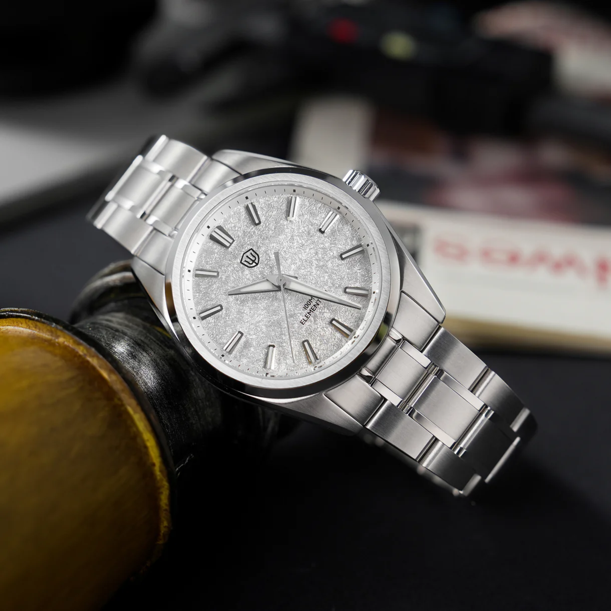 Watchdives WD0003C Enamel Dial Men Watch / Silver-White Frosted Dial