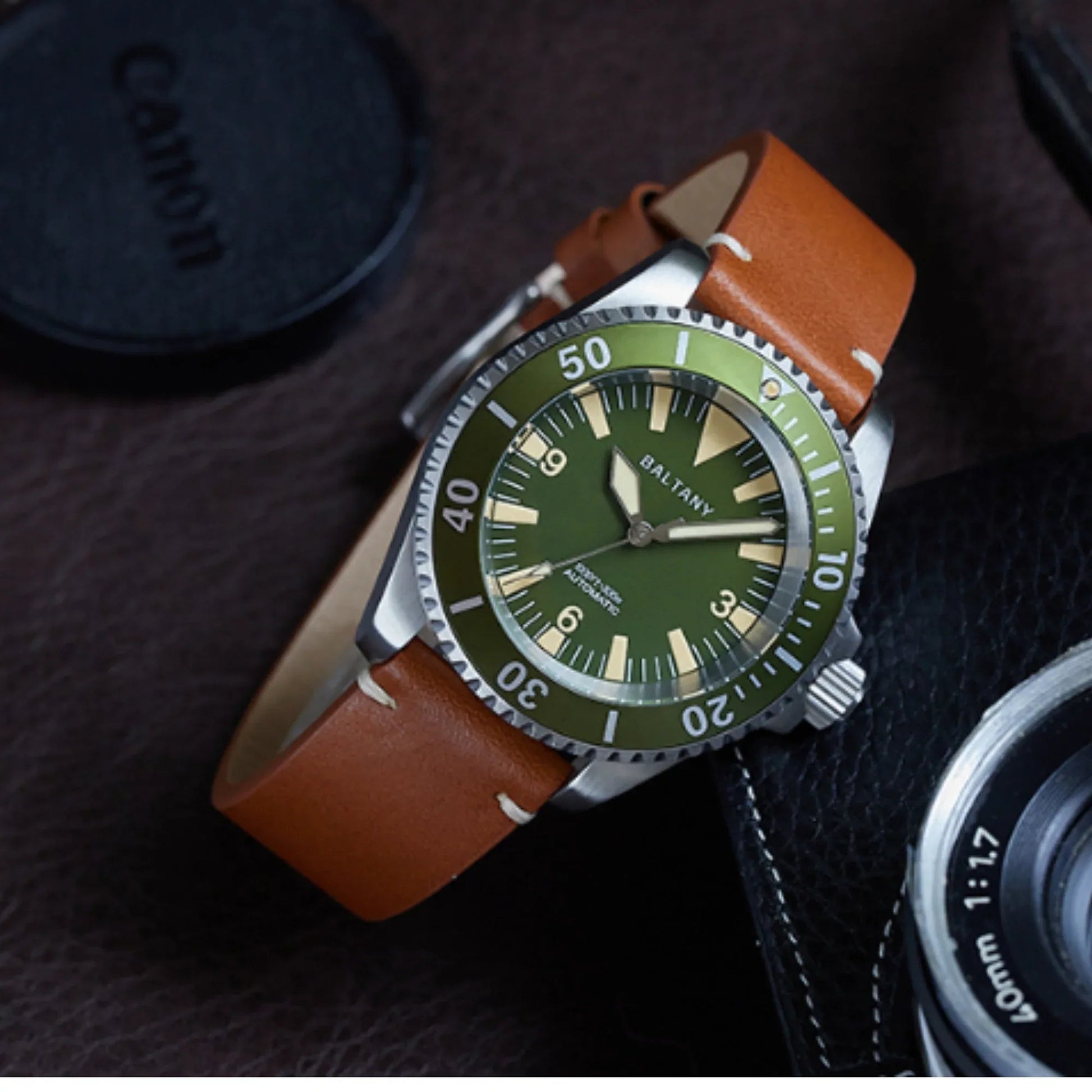 300M Waterproof Retro Military Style Dive Watch S3026 - DREAM WATCHES