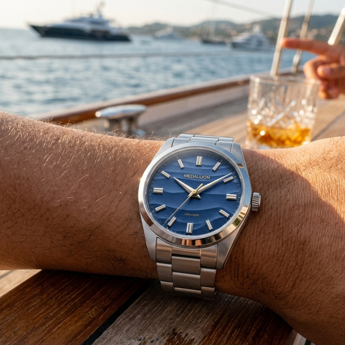 MEDALLION Tarang with Japanese Seiko VH31 Movement | Ratnakar - Ocean Blue