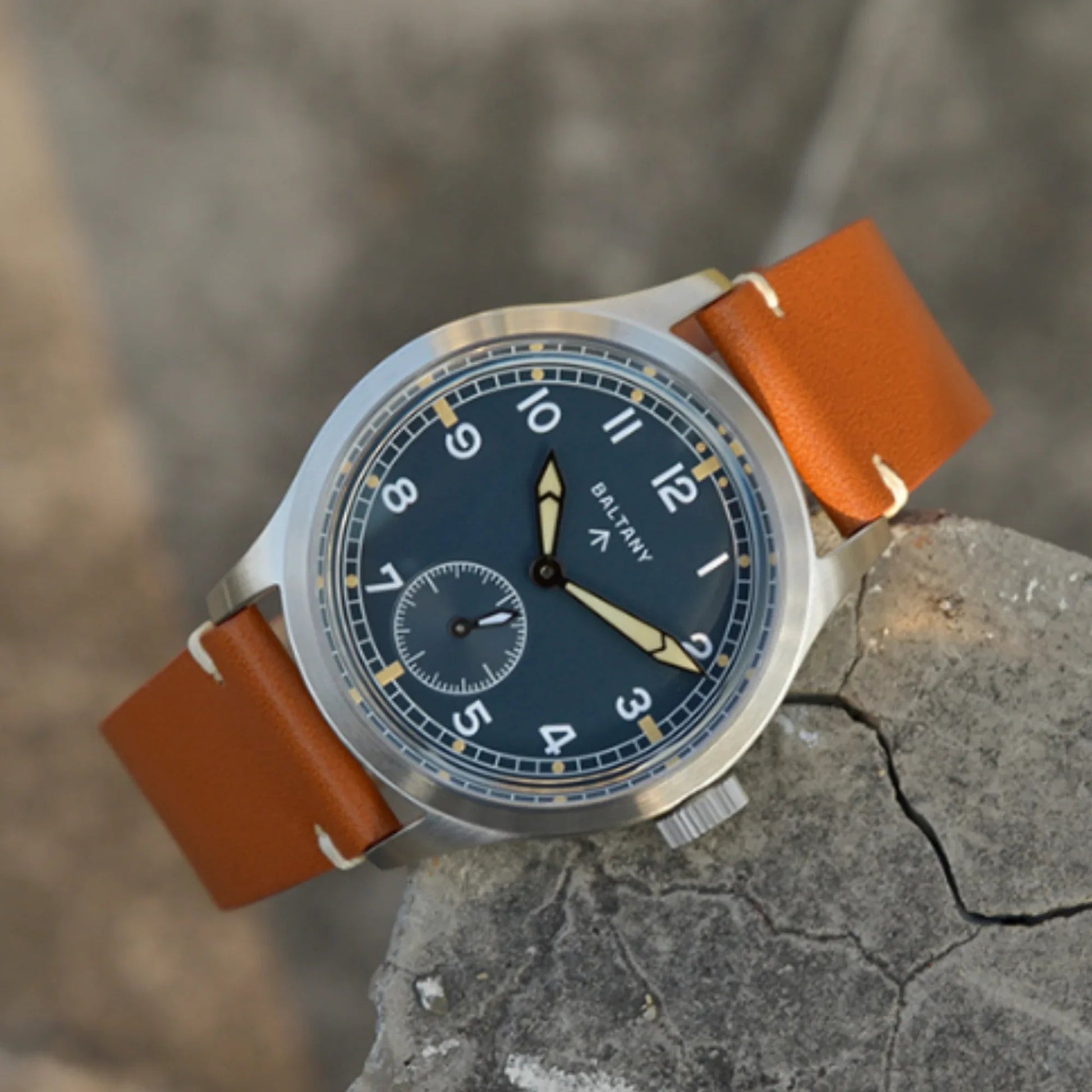 39mm Dirty Dozen Military Vintage Quartz Wristwatch S2032 - DREAM WATCHES