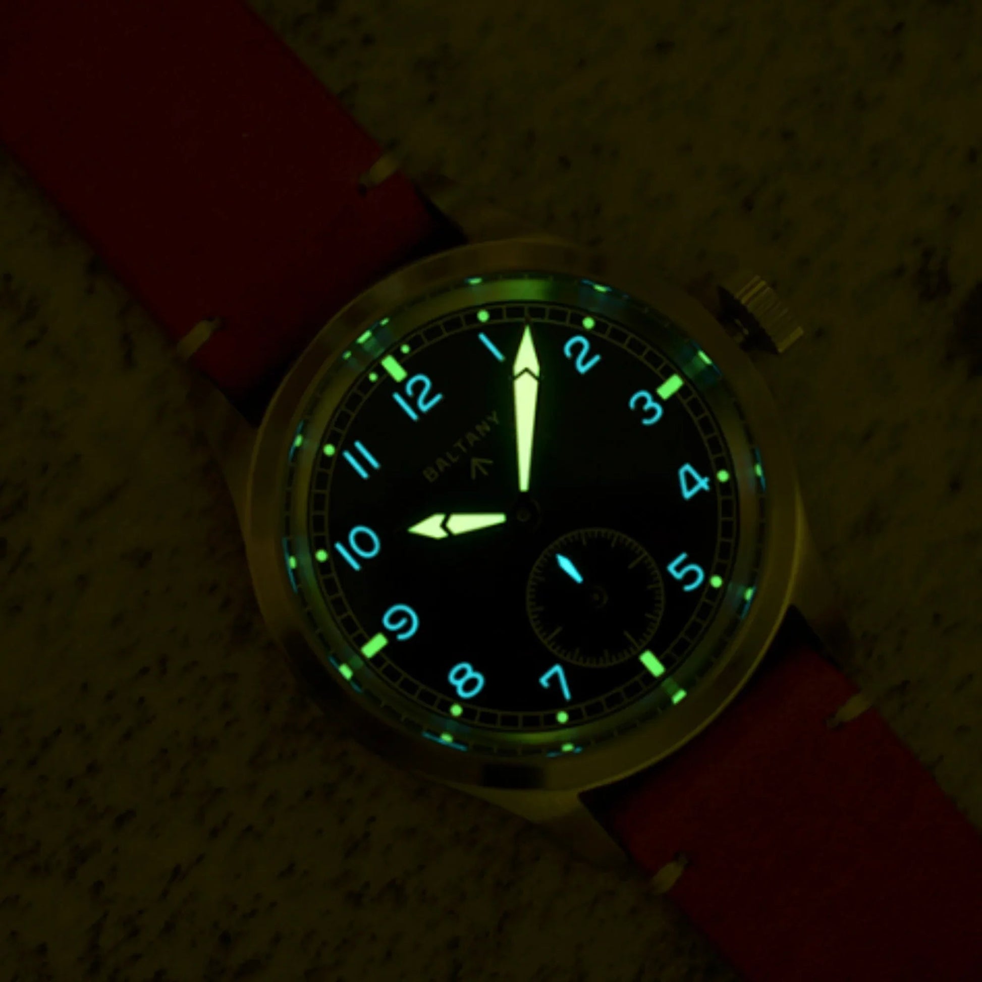 39mm Dirty Dozen Military Vintage Quartz Wristwatch S2032 - DREAM WATCHES