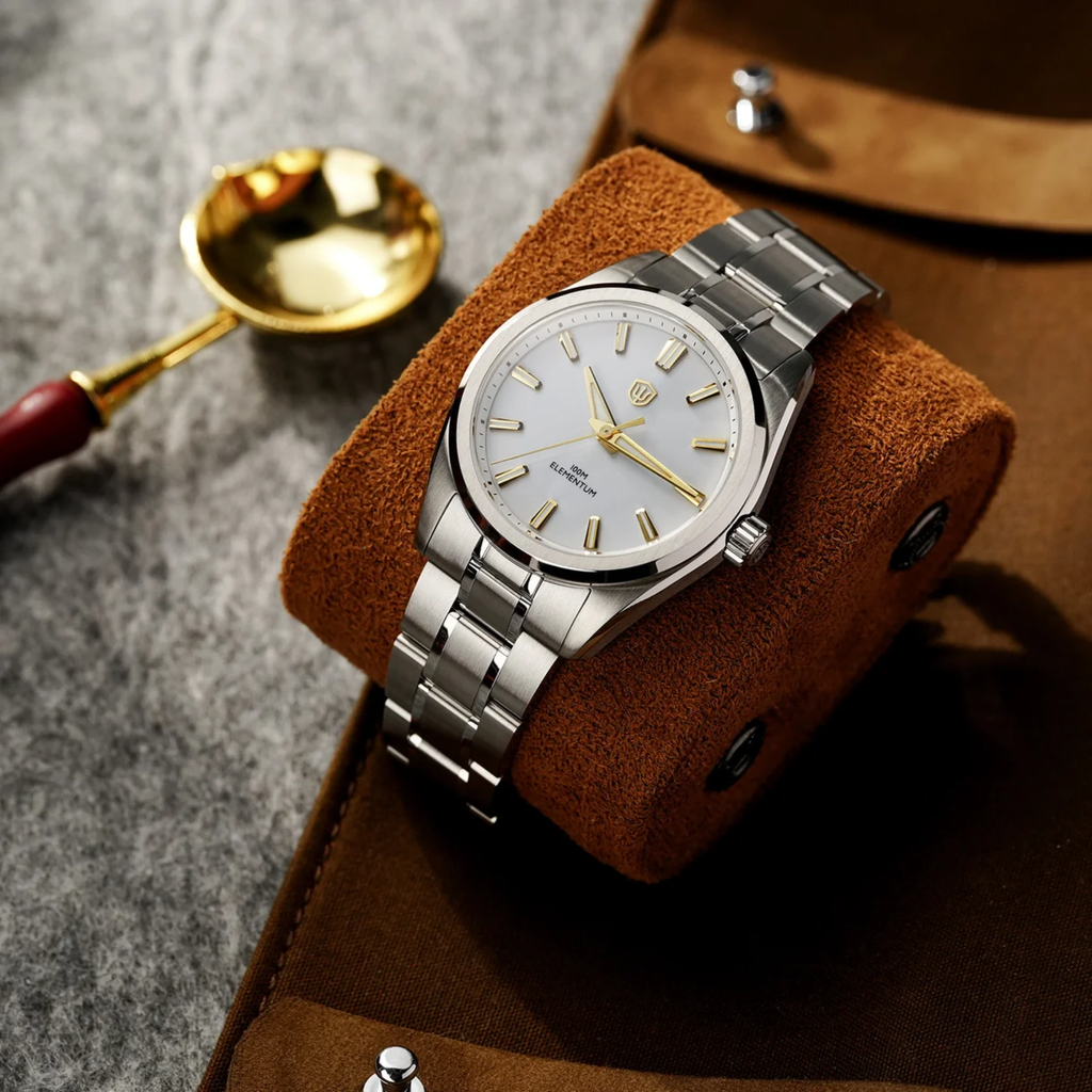 Watchdives WD0003C Enamel Dial Men Watch / Enamel White - Golden Indices