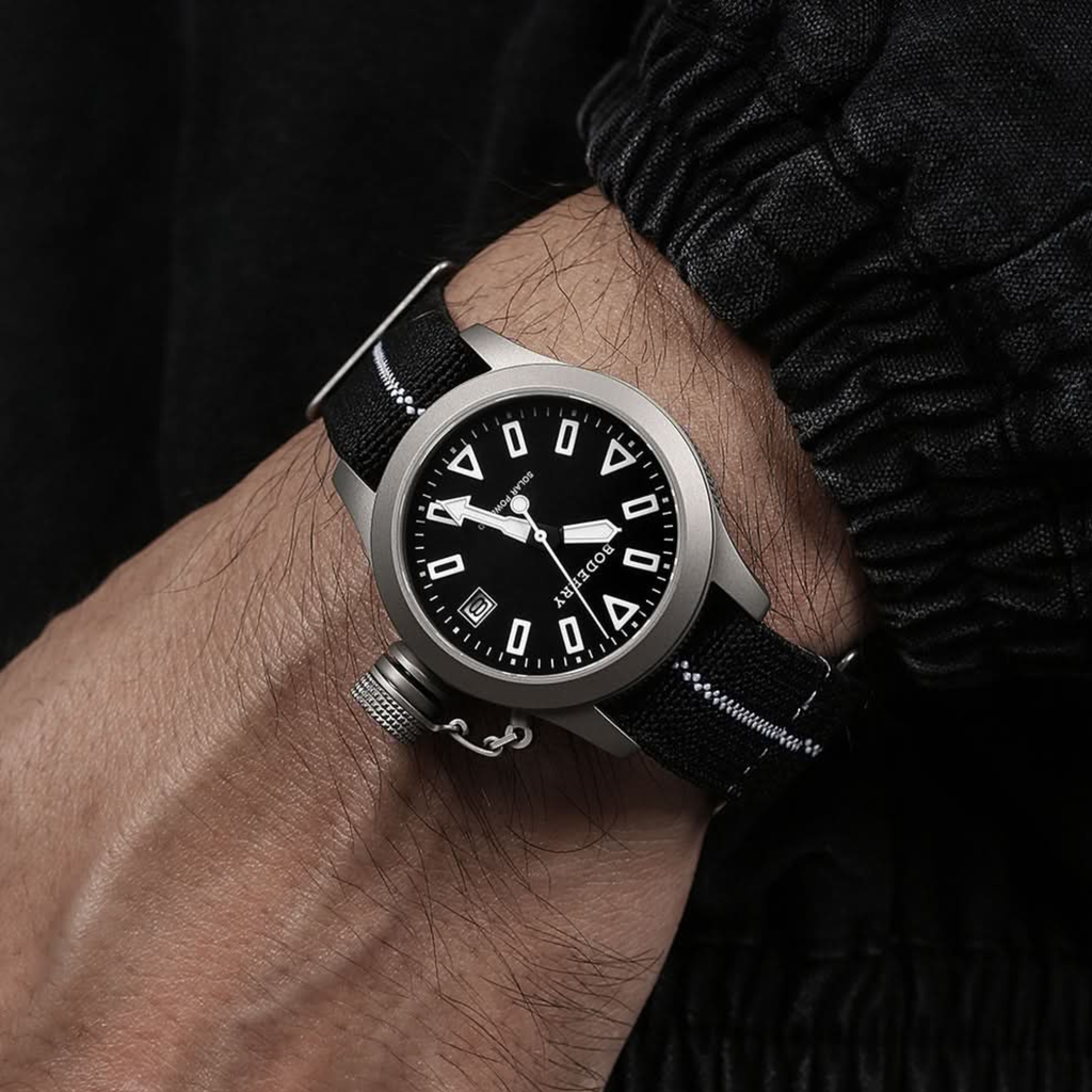 Boderry FALCON Canteen - Titanium Solar-Powered Watch | Dive/Bracelet