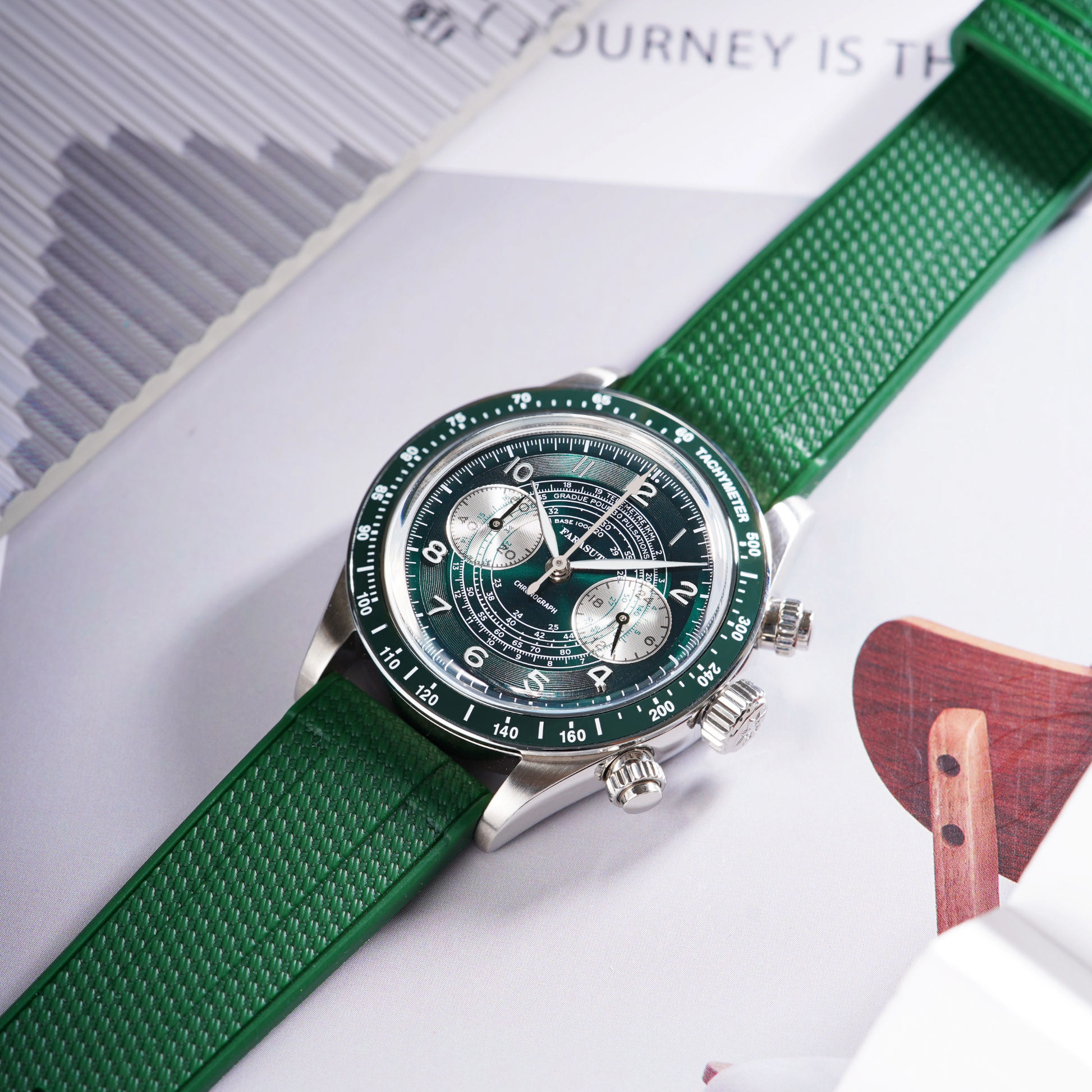 Farasute 2324B Dress Watch with Seiko VK64 Mecha-Quartz Movement