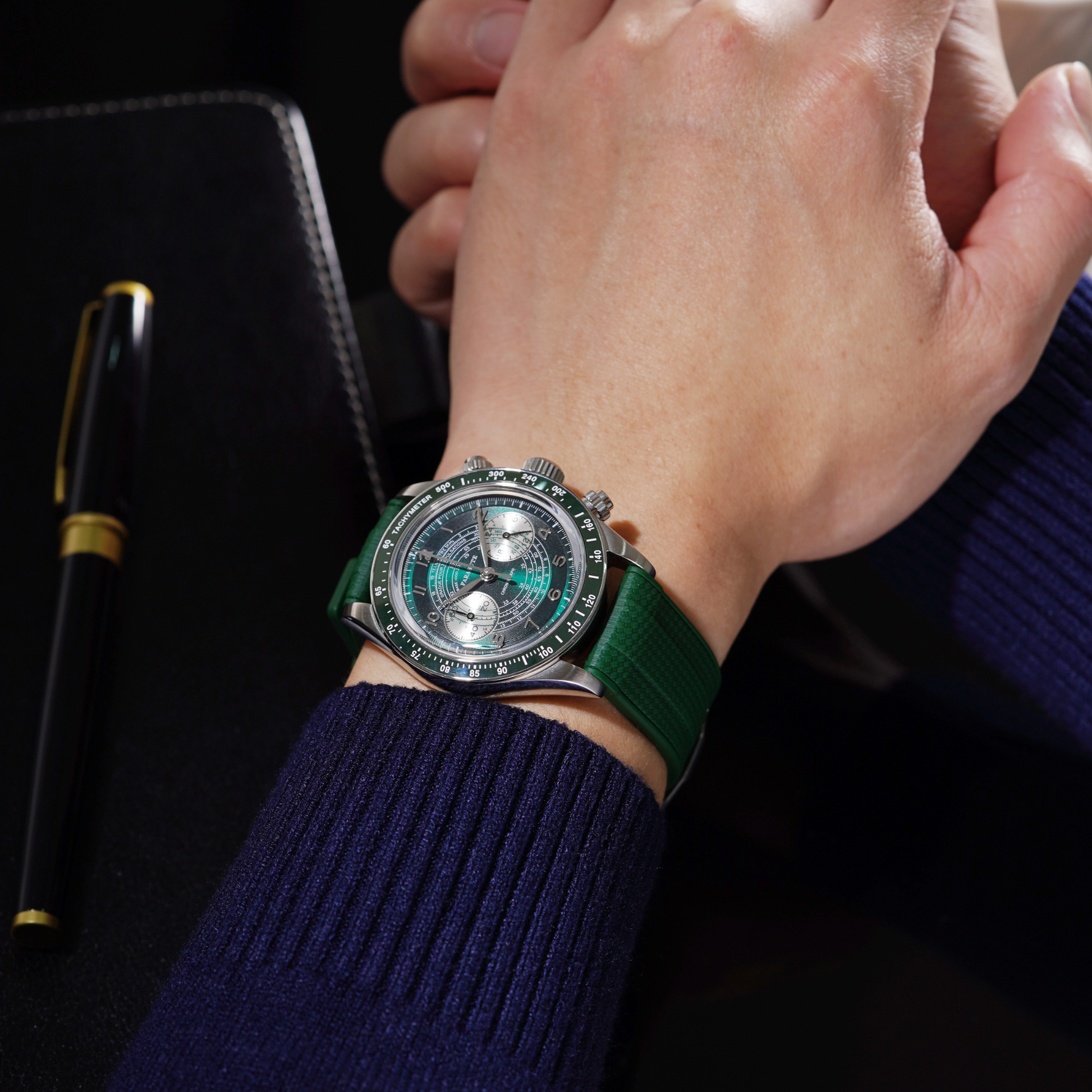 Farasute 2324B Dress Watch with Seiko VK64 Mecha-Quartz Movement