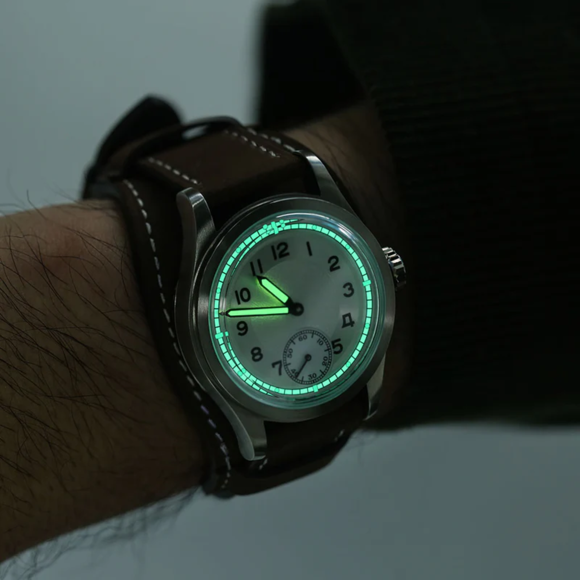 HOU H1 - Vintage Field Watch Automatic | White Ivory