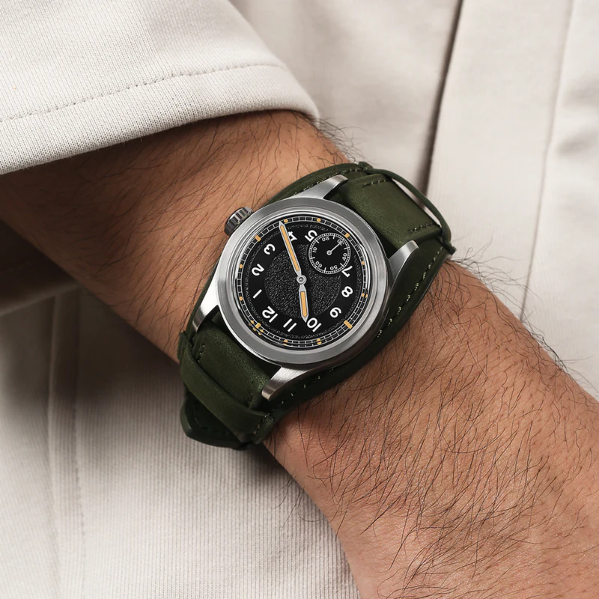 HOU H1 - Vintage Field Watch Automatic | Black