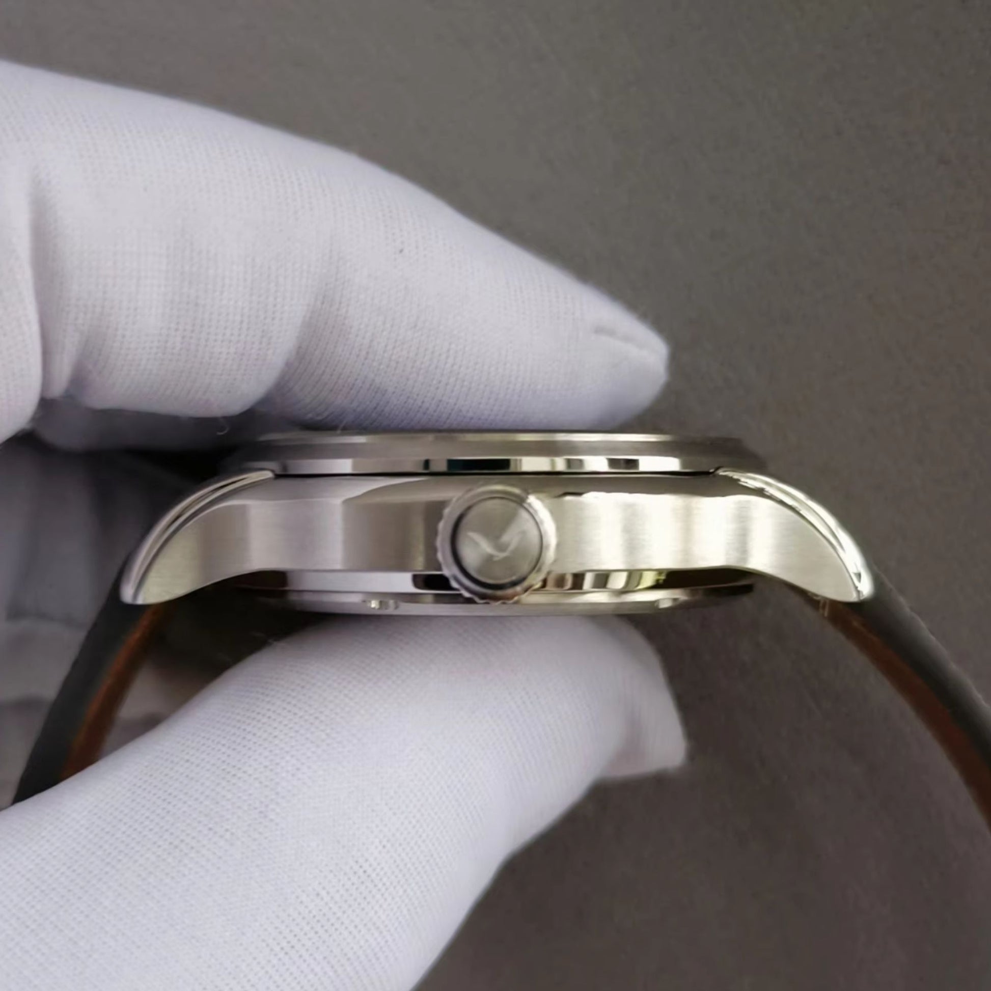 Kaliber Black Edition Jumping Hour