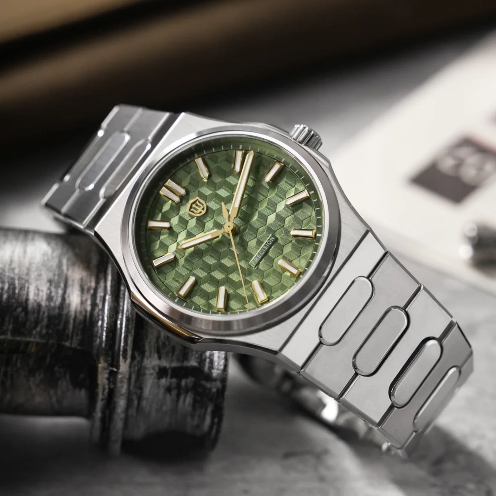 Watchdives Premier WD0016B Square-Block Faceted Dial Original Design