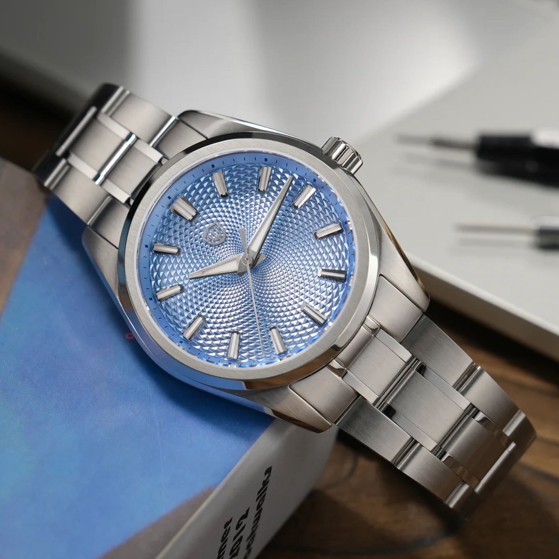 Watchdives WD0003G Guilloche Dial VH31 Men Watch