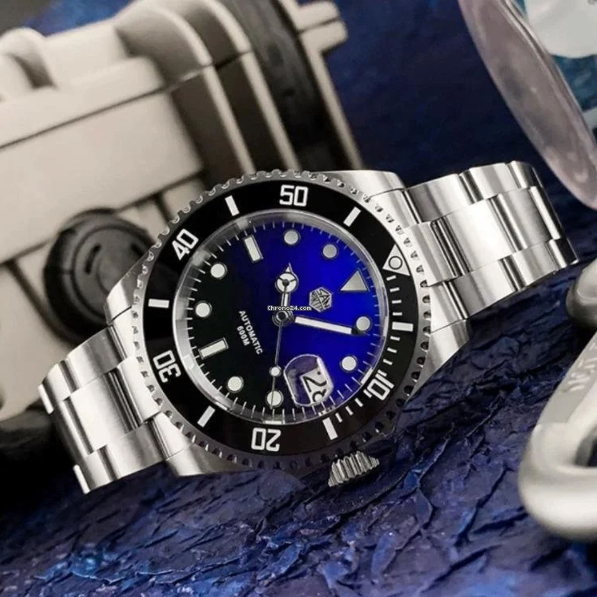 San Martin Sub Diver Watch SN017-V3 - Mother Of Pearl