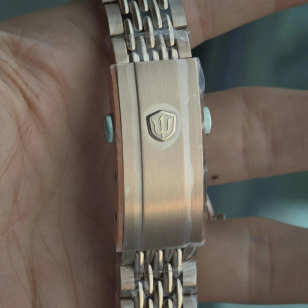 Watchdives WD1954 Arctic Classic 36mm VH31 Watch