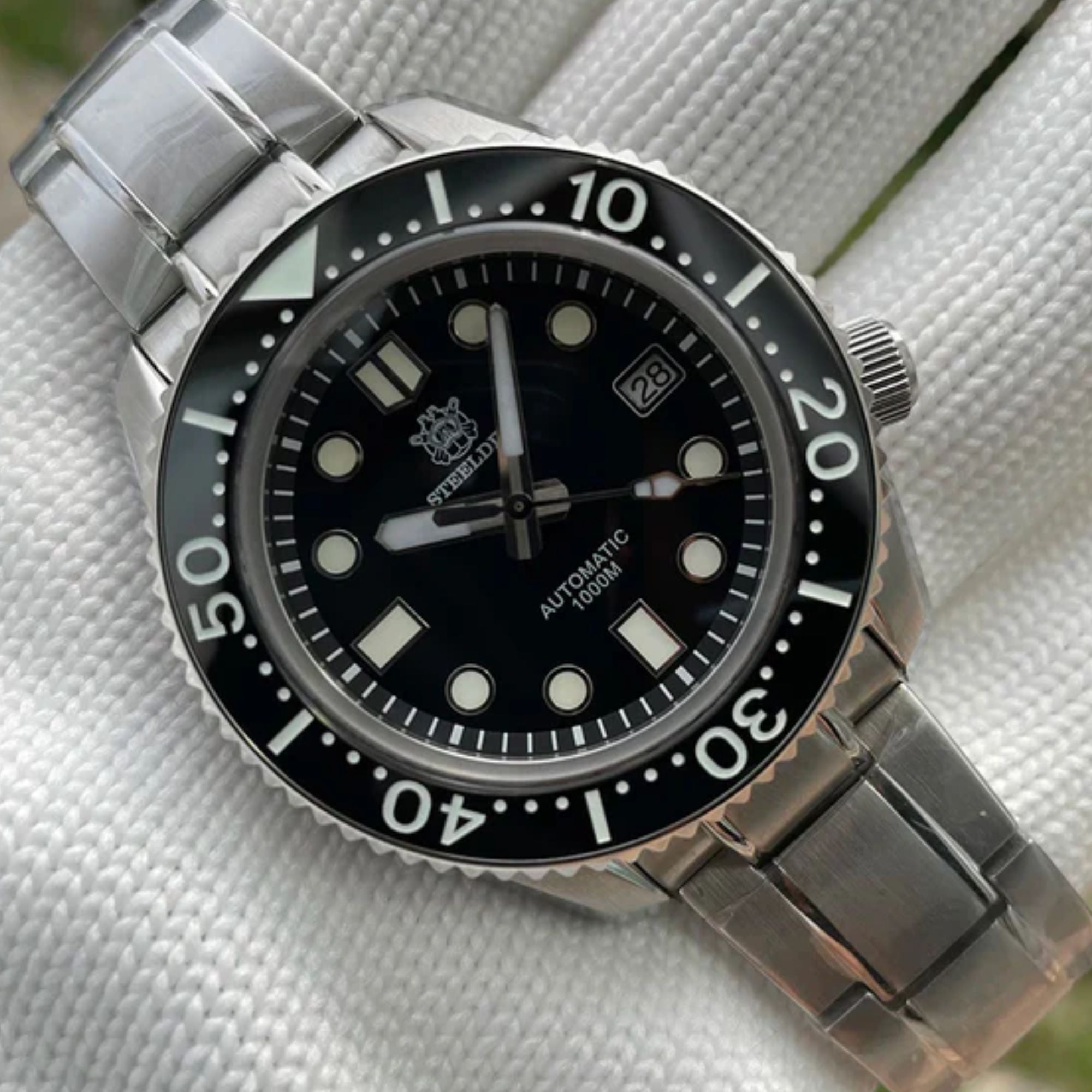 Steeldive SD1968 Mariner 300 Monobloc Dive Watch