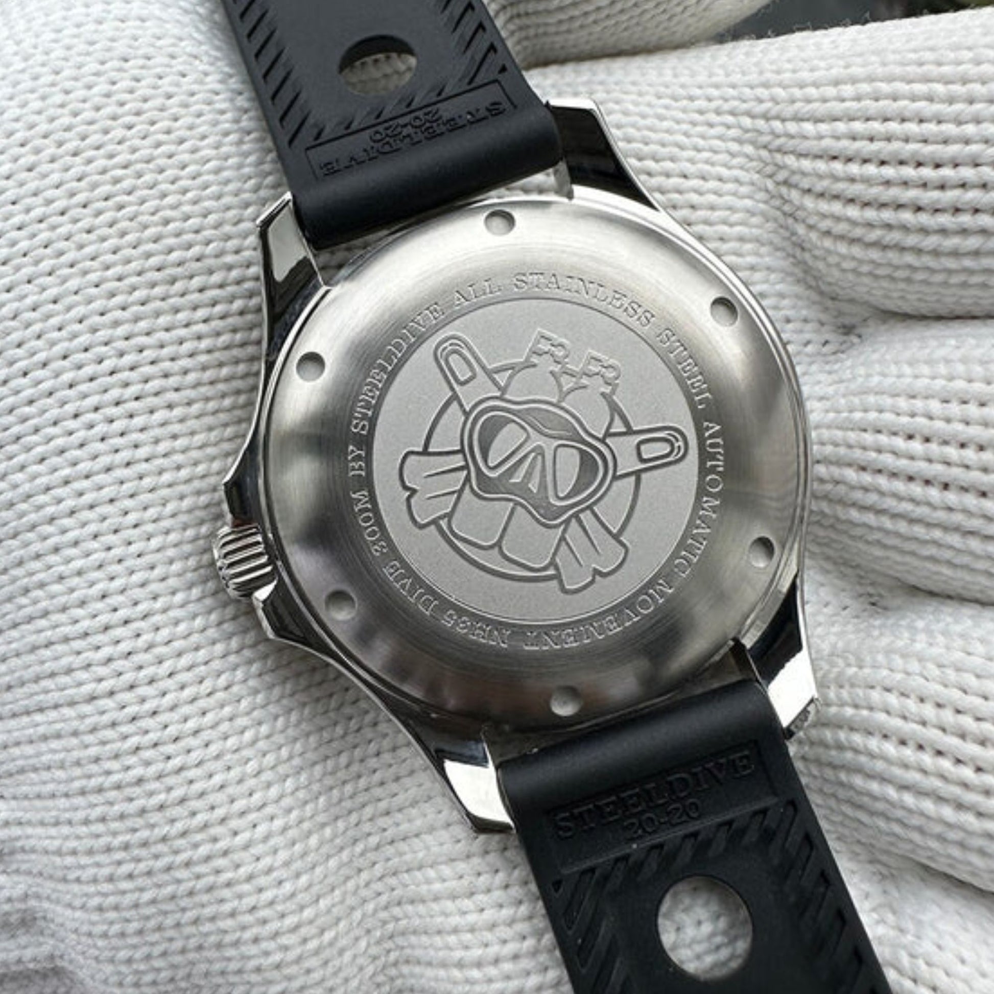 Steeldive SD1957 Vintage Sea Ghost Watch