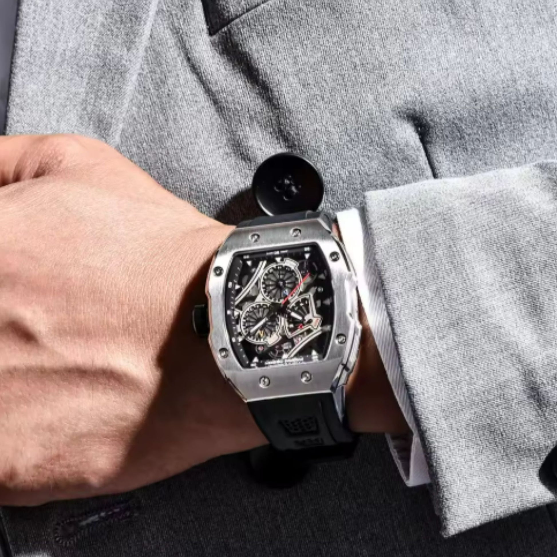 Pagani Design PD-YS012 Tonneau Watch Men's 41MM 50M Japan VH88 Quartz Watch Sapphire Crystal Stainless Steel