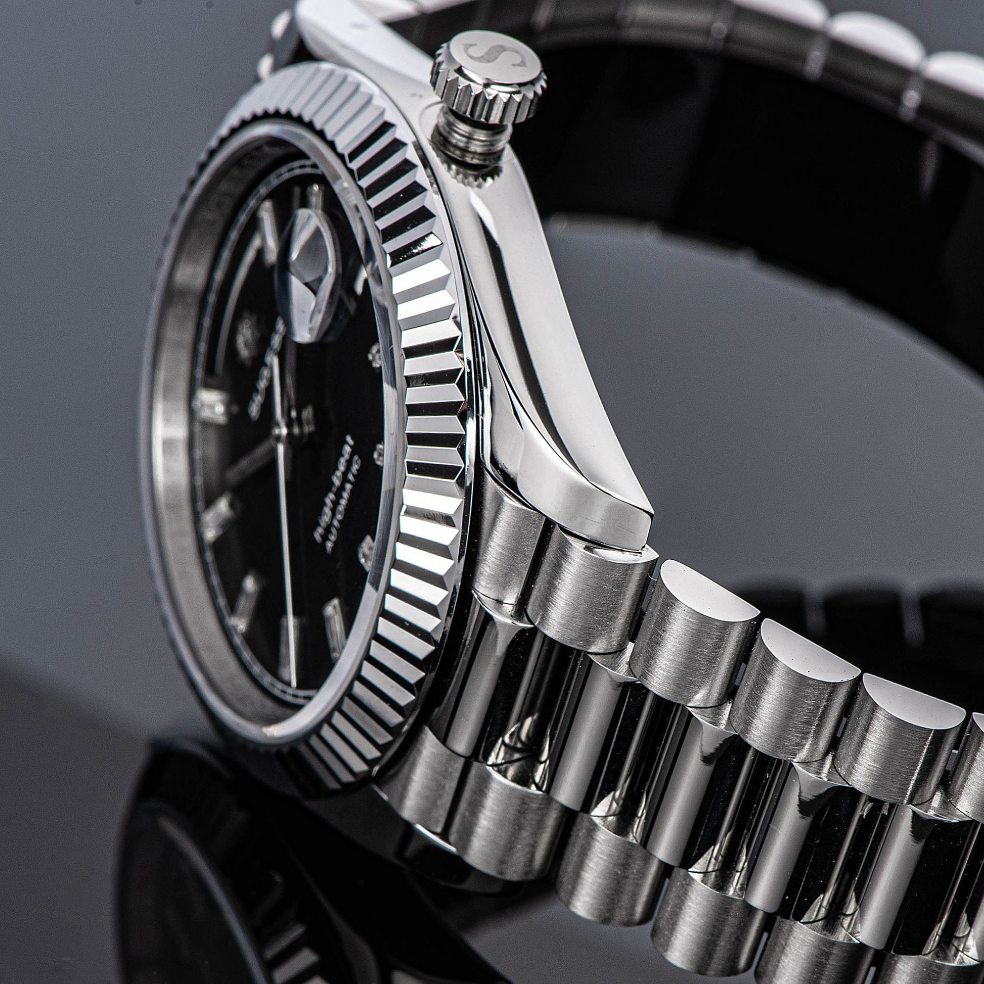 Sugess Heritage 433 DD Date and Day Display Stainless-Steel - Black Dial
