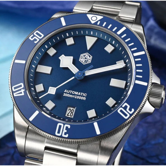 San Martin 39mm Dive Watch SN0121GB - Simple Chapter Ring