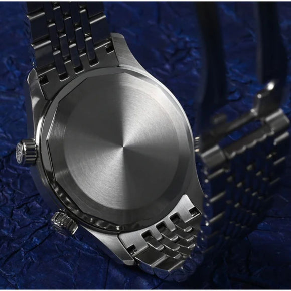 Watchdives x San Martin 39mm Leyenda Diver Watch SN0141W