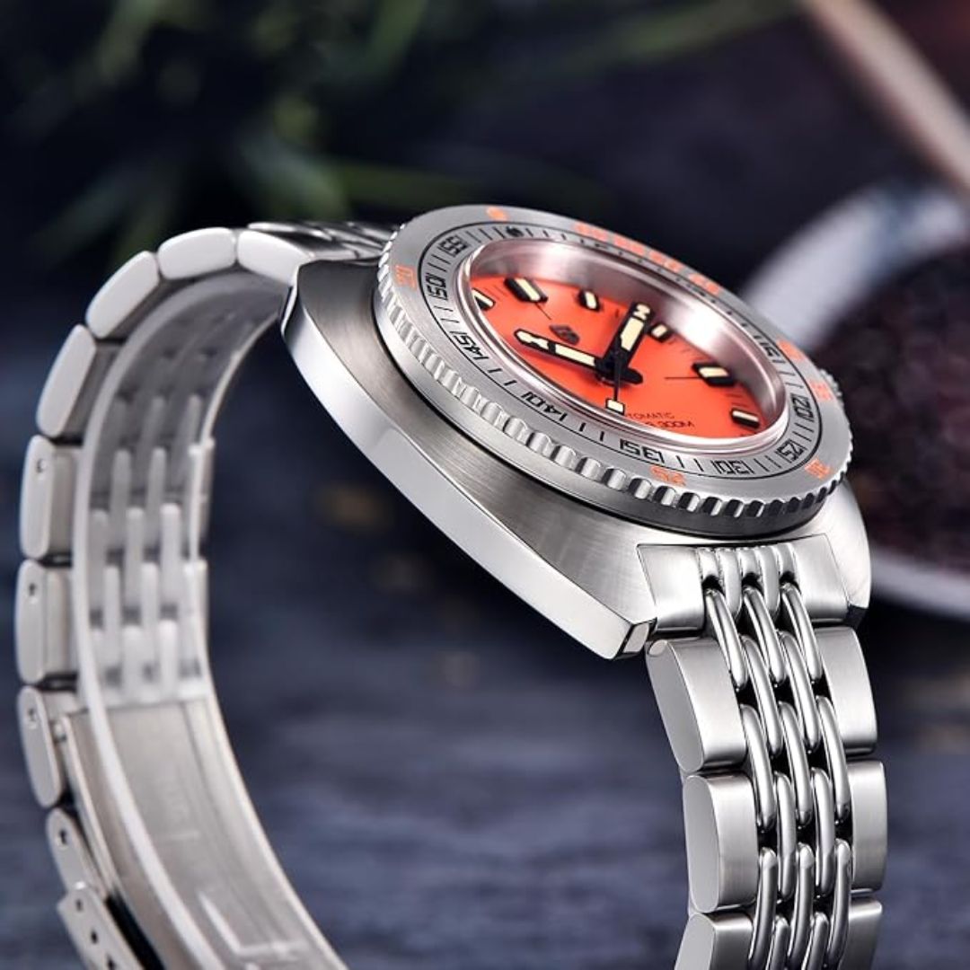 Pagani Design 1719 Men's 42 mm Automatic Wristwatch with Stainless Steel Bracelet Sapphire Crystal