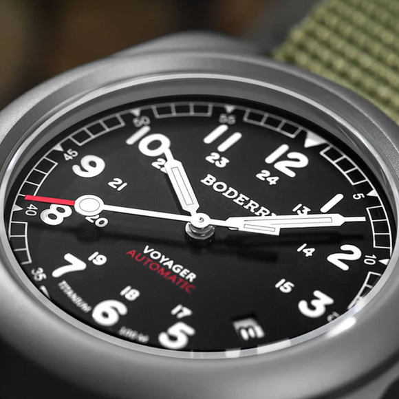 VOYAGER - 100M Waterproof Titanium Automatic Field Watch | Black/ArmyGreen