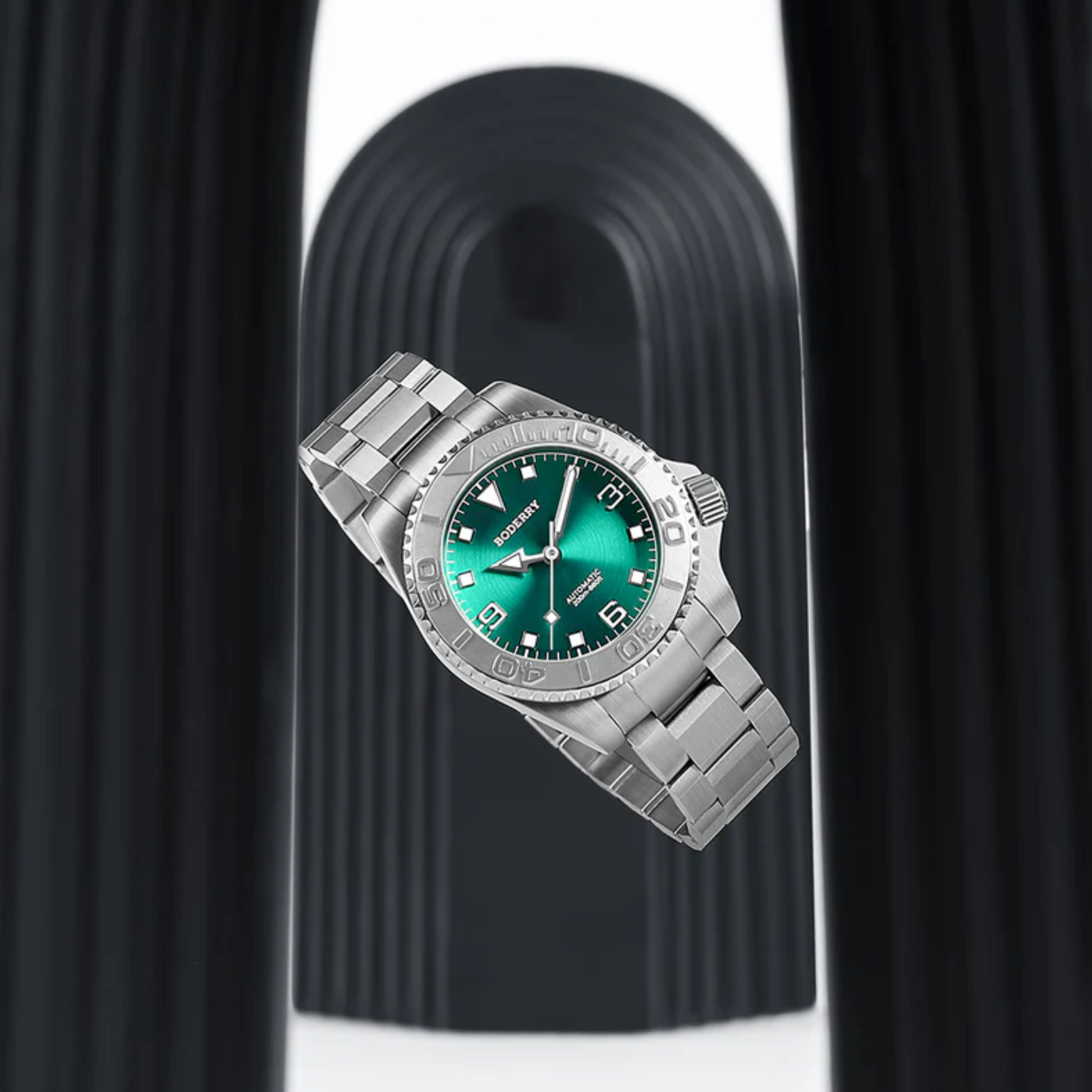ADMIRAL 3-Hand No-Date - 200M Waterproof Titanium Automatic Diver Watch | Aurora Green