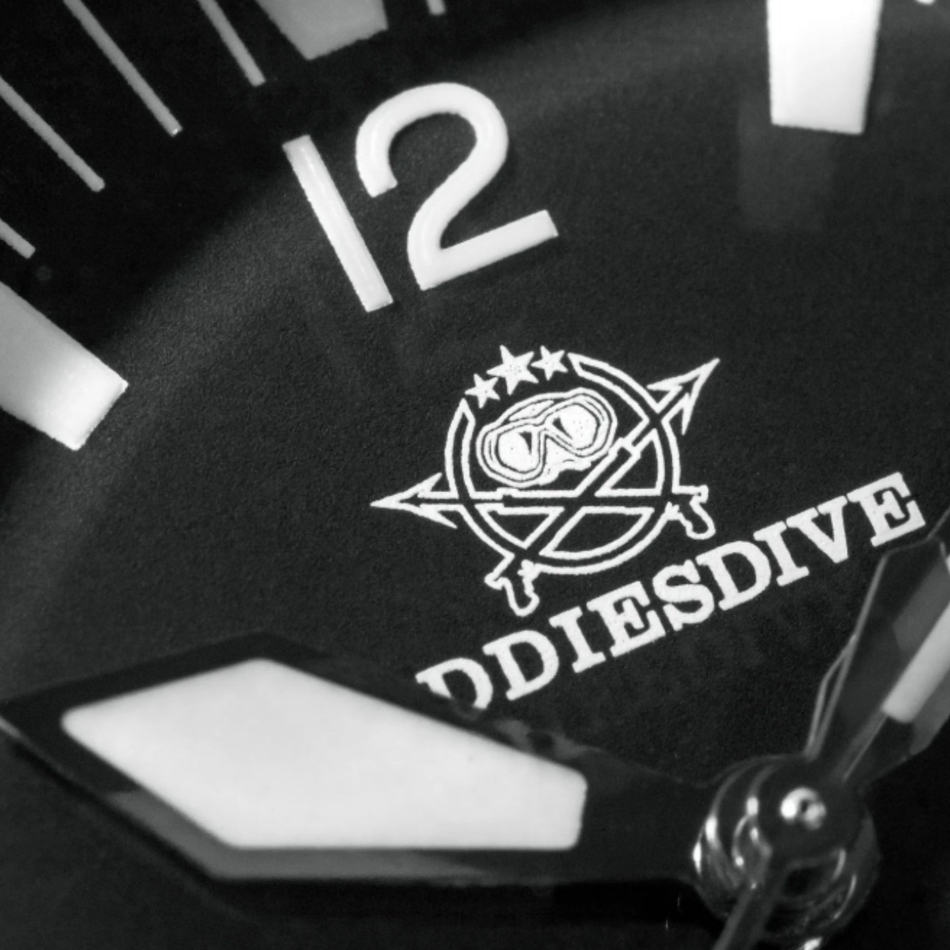 ADDIESDIVE Sharkmaster 300 Automatic Dive Watch AD2056