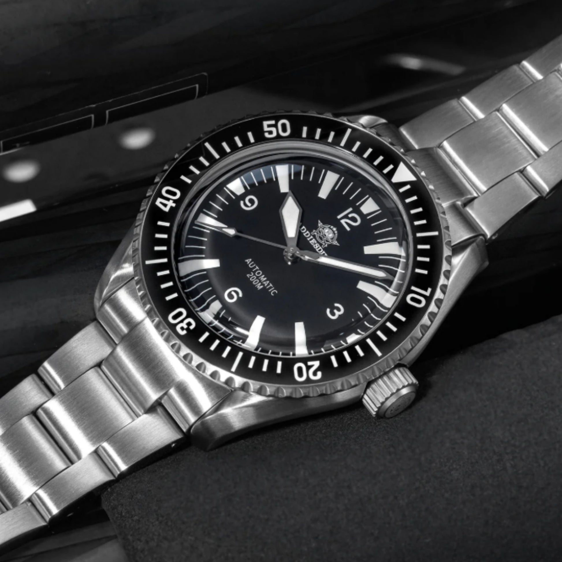 ADDIESDIVE Sharkmaster 300 Automatic Dive Watch AD2056