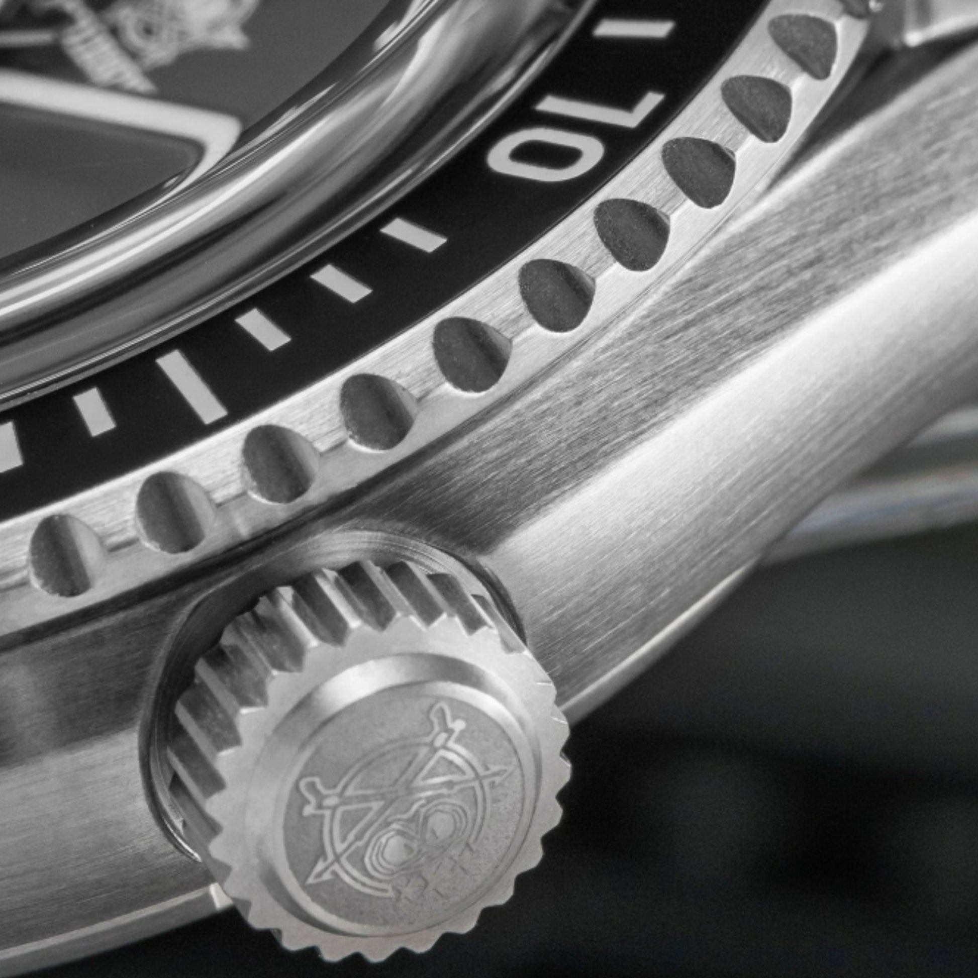 ADDIESDIVE Sharkmaster 300 Automatic Dive Watch AD2056