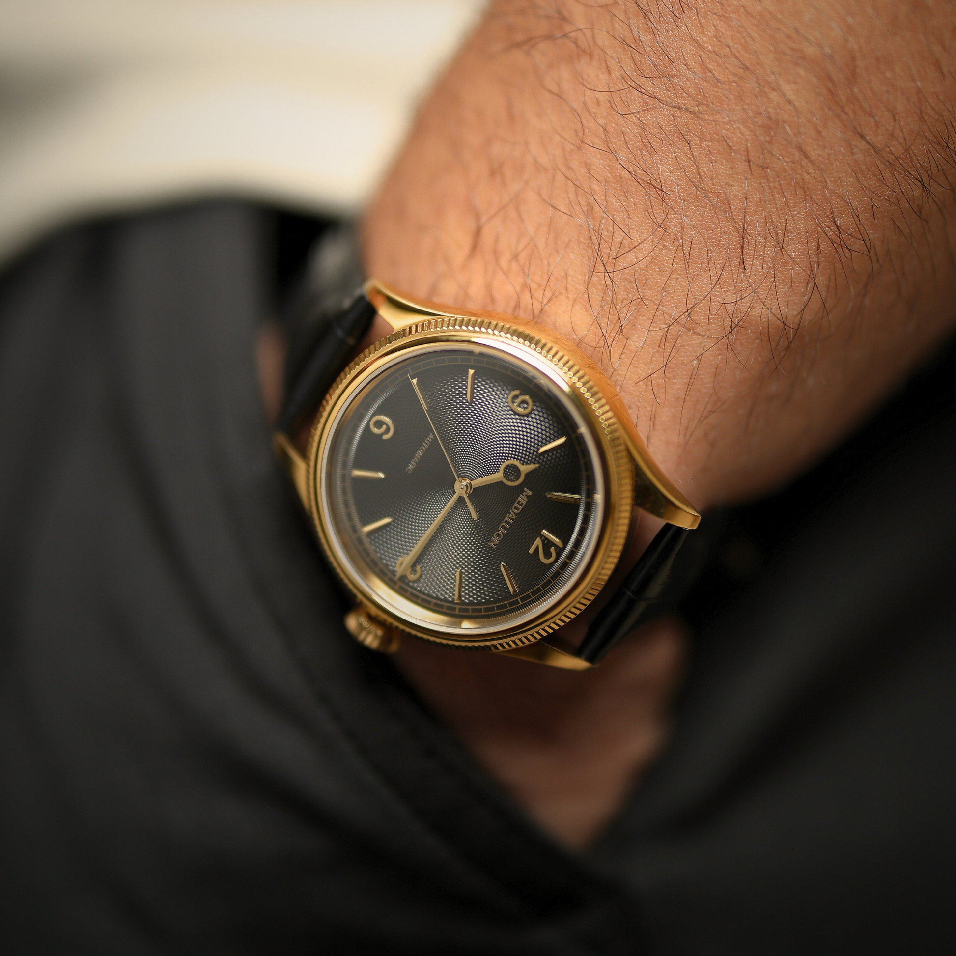 MEDALLION "Virtuoso" Mens 40 mm Automatic Watch