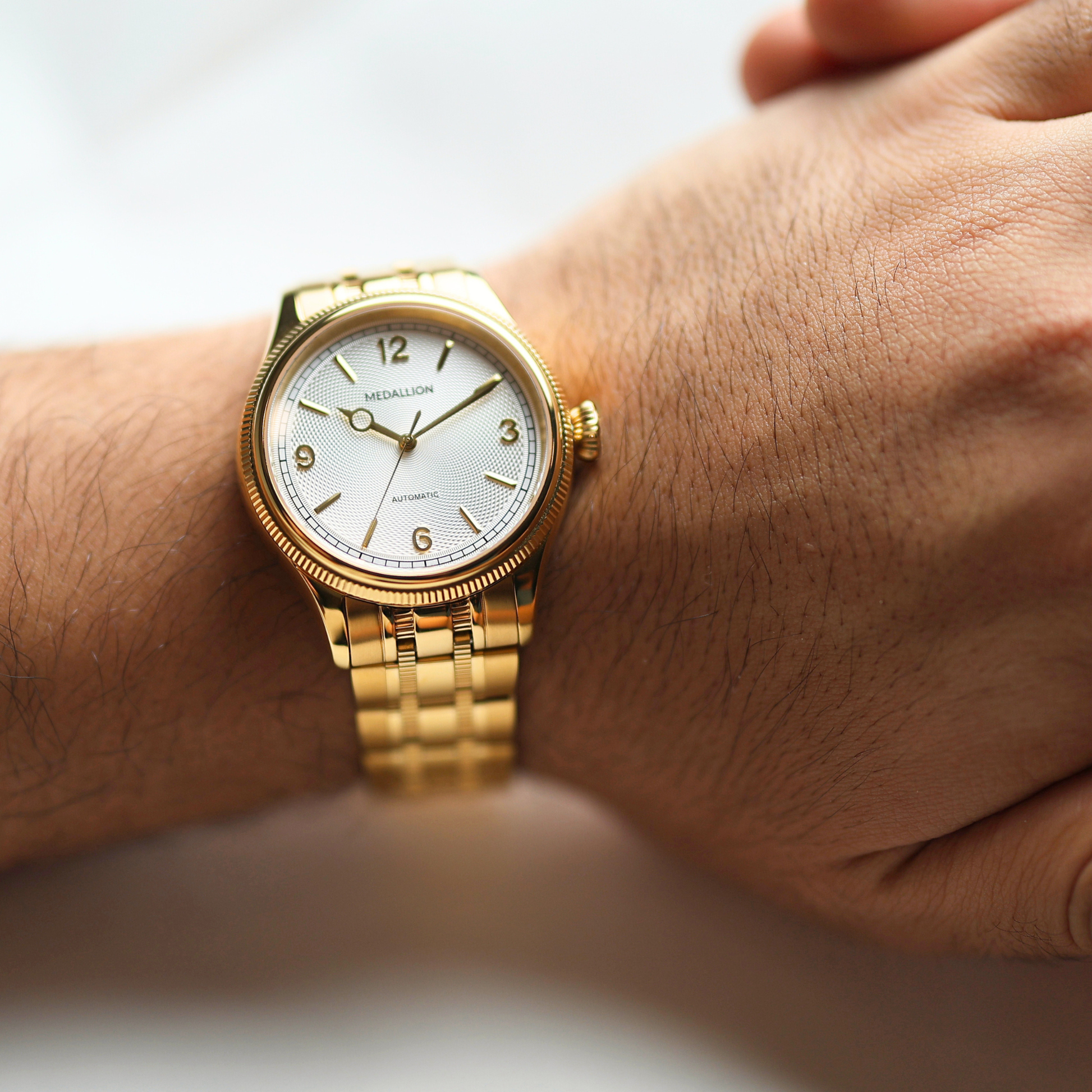 MEDALLION "Virtuoso" Mens 40 mm Automatic Watch