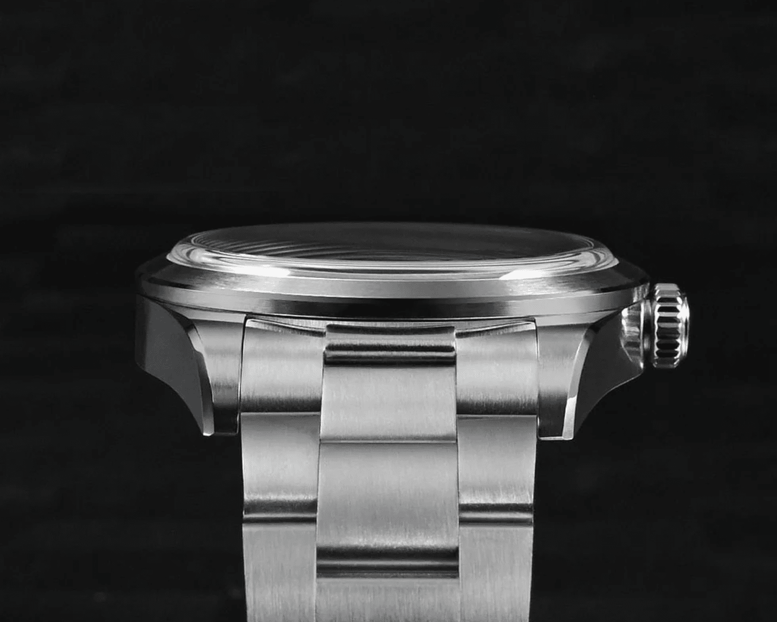 San Martin 38mm Enamel Dial Explore Watch SN0107-G4 - Green san martin watches india online