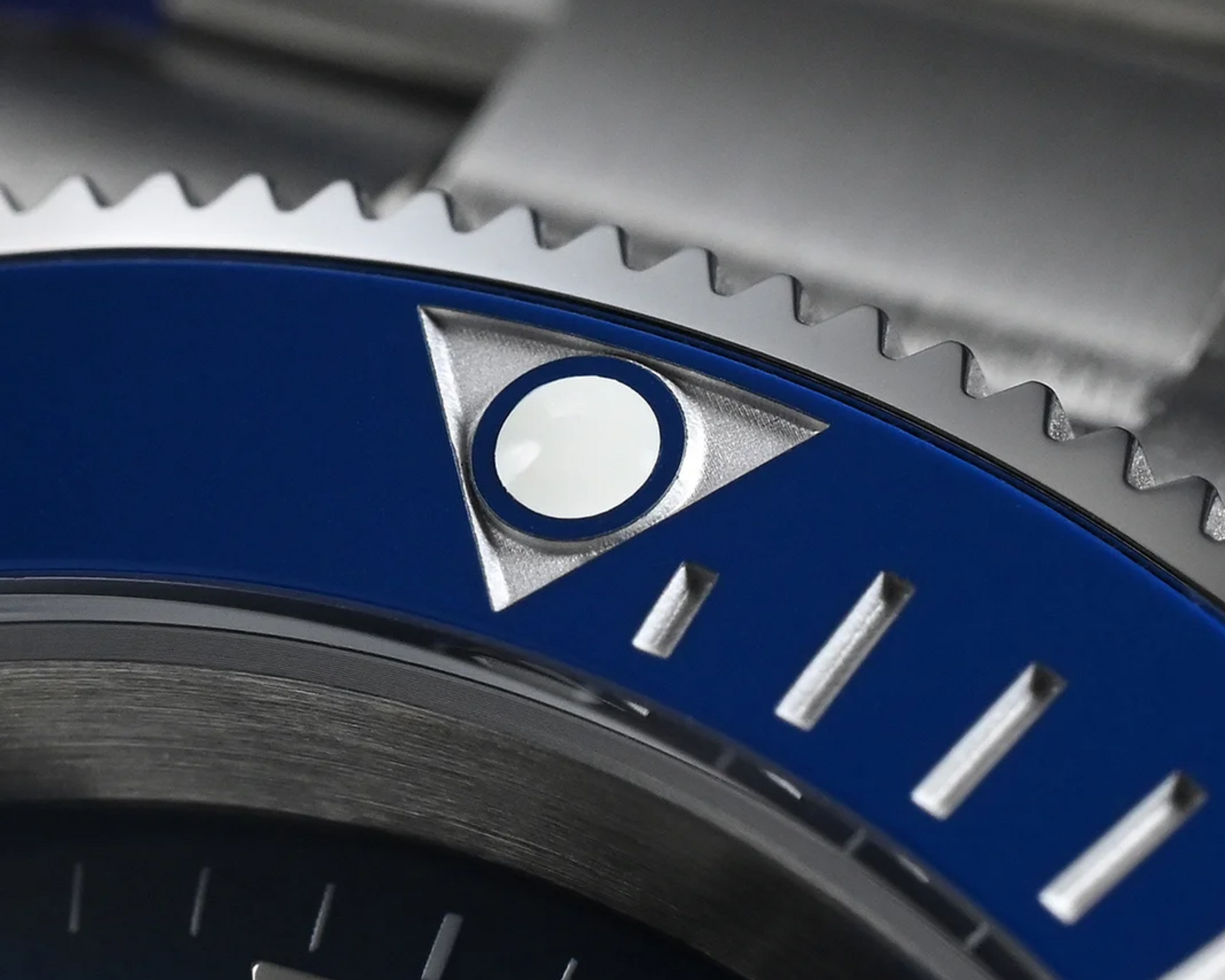 San Martin New Diver Watch Classic Snowflake Hands SN0111G - Blue san martin watches india online