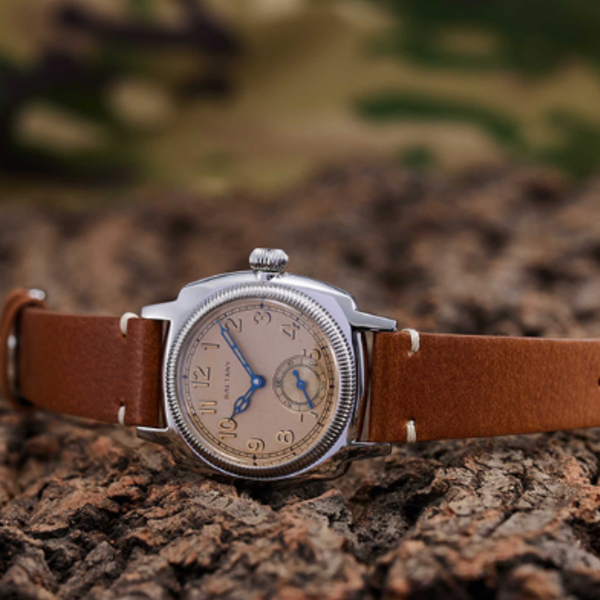 Baltany 1926 Wristatch S4036F Unisex ST1701 Move Gold Case Luminous Sapphire - Mother Of Pearl Dial