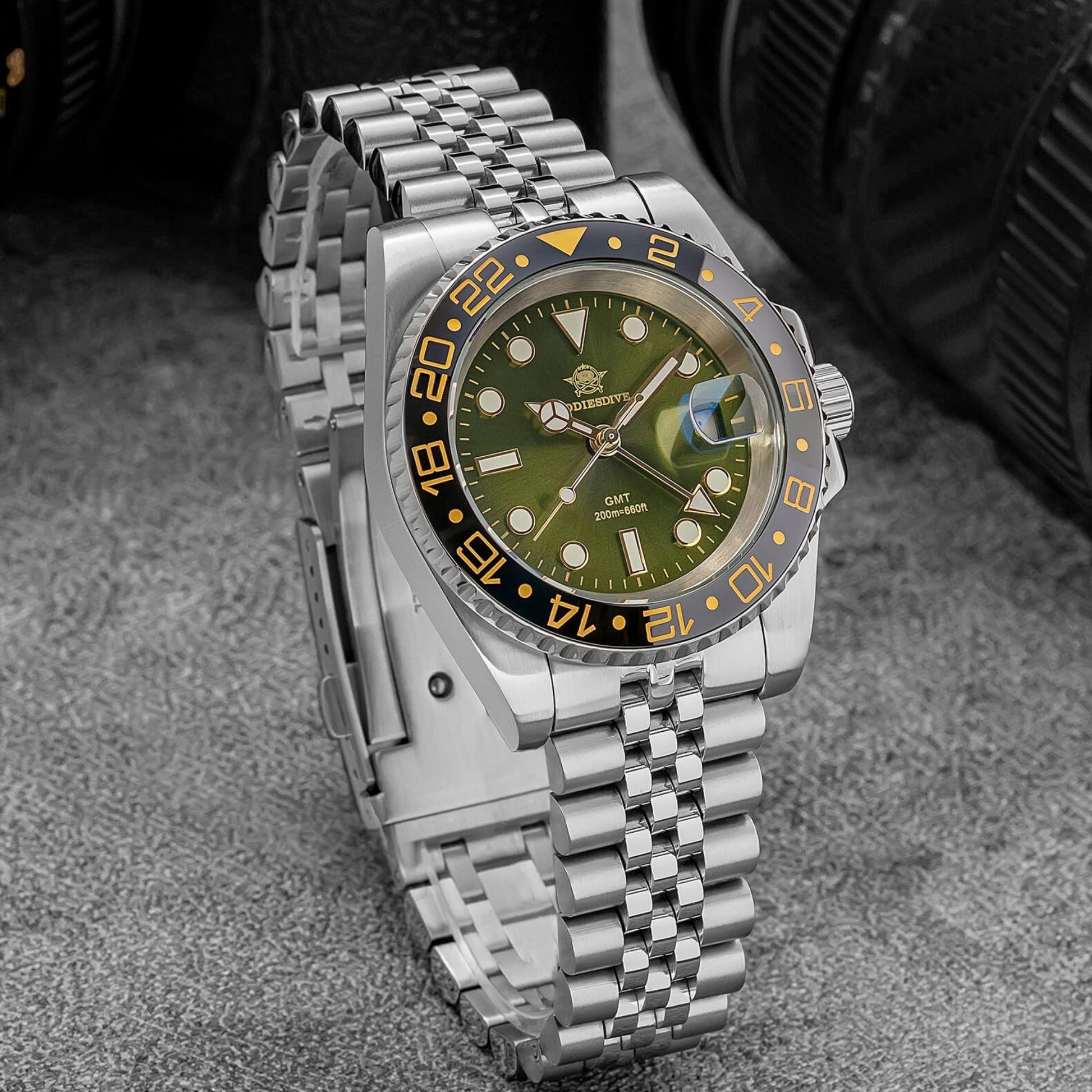 ADDIESDIVE Water Ghost Luxury Dive Watch GMT Watch AD2050 with Swiss Movement