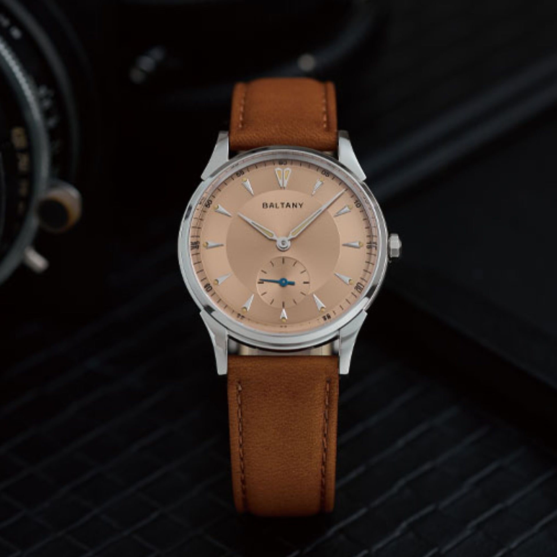 Baltany Design Retro Style ST1701 Mechanical Watch S4101