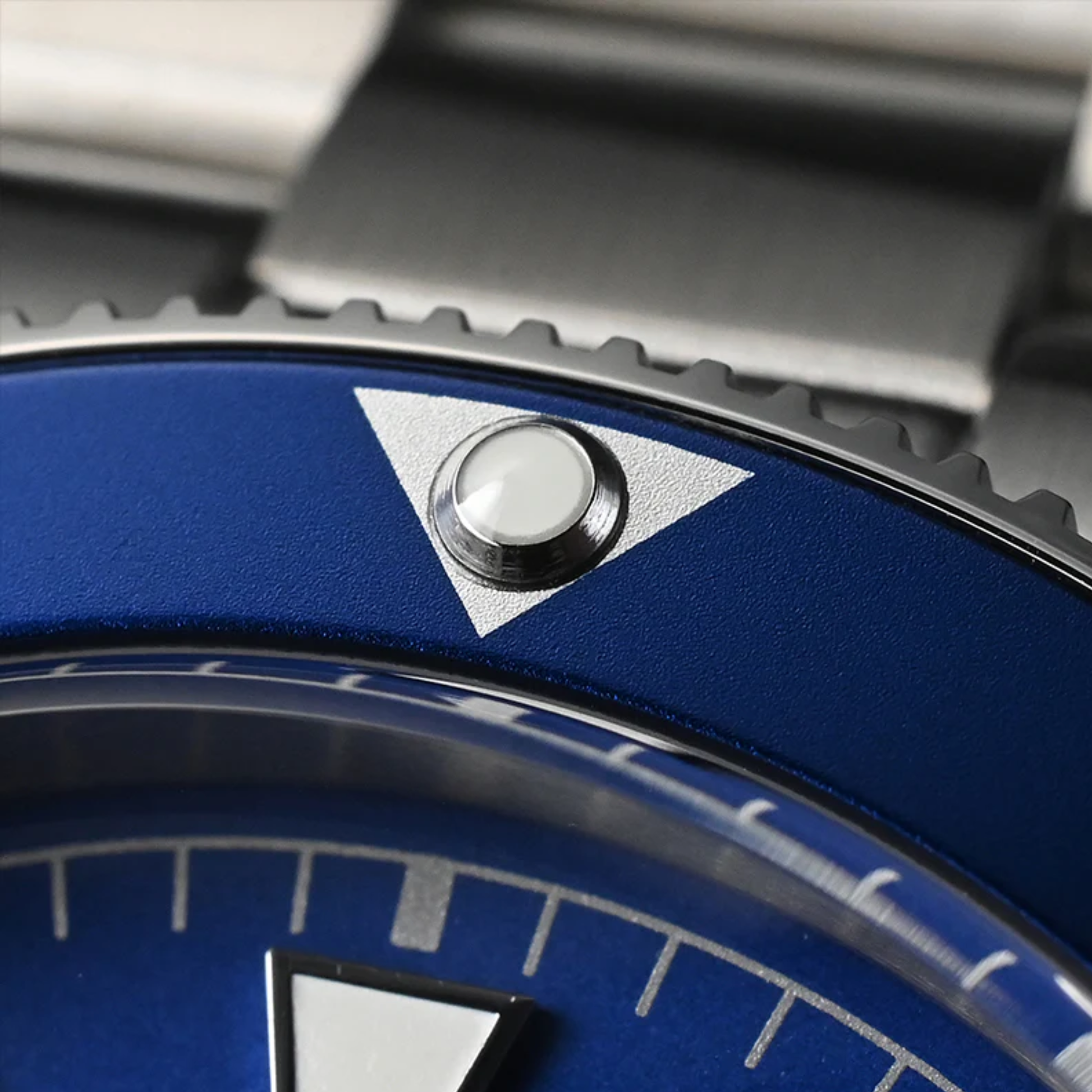 Watchdives WD7922 37mm VH31 Watch