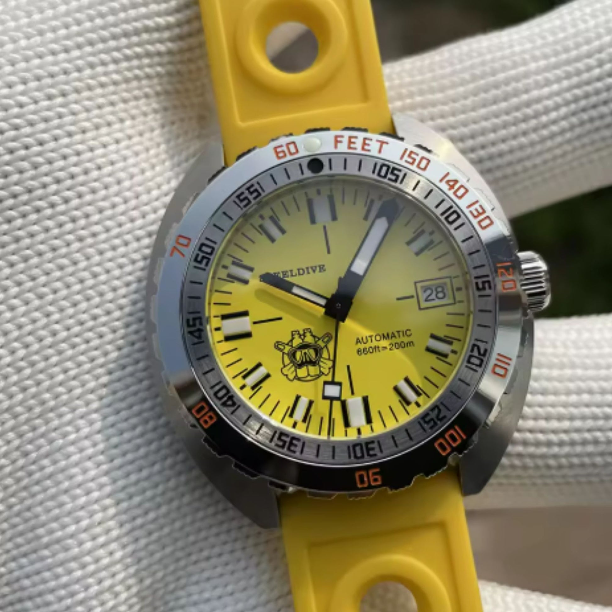 Steeldive SD1967 Sub-300T Men's 43MM 200M Waterproof Dive Watch NH35 Automatic Mechanical Watch Sapphire Crystal Luminous Business Watch