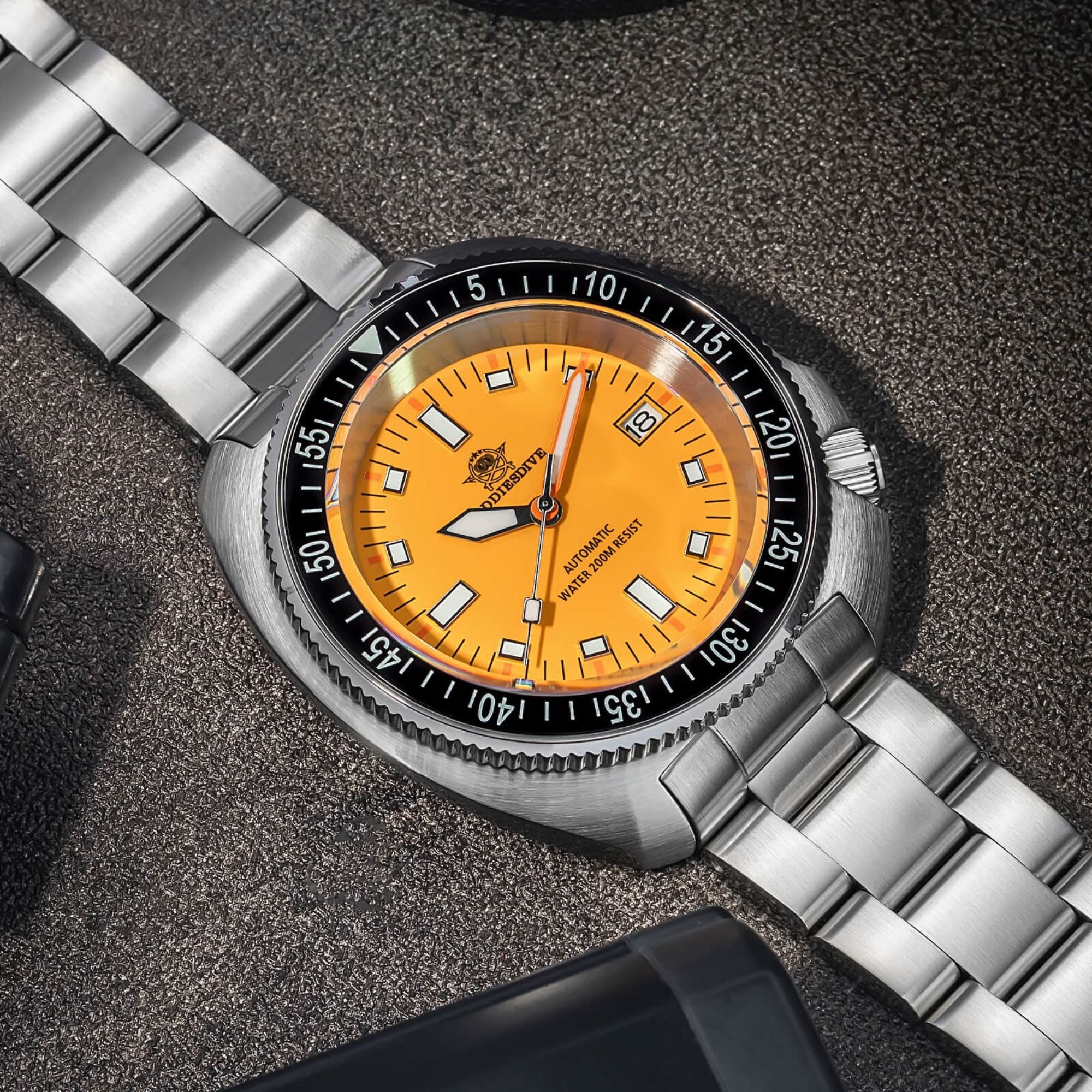 ADDIESDIVE Retro Captain Willard Dive Watch AD2081