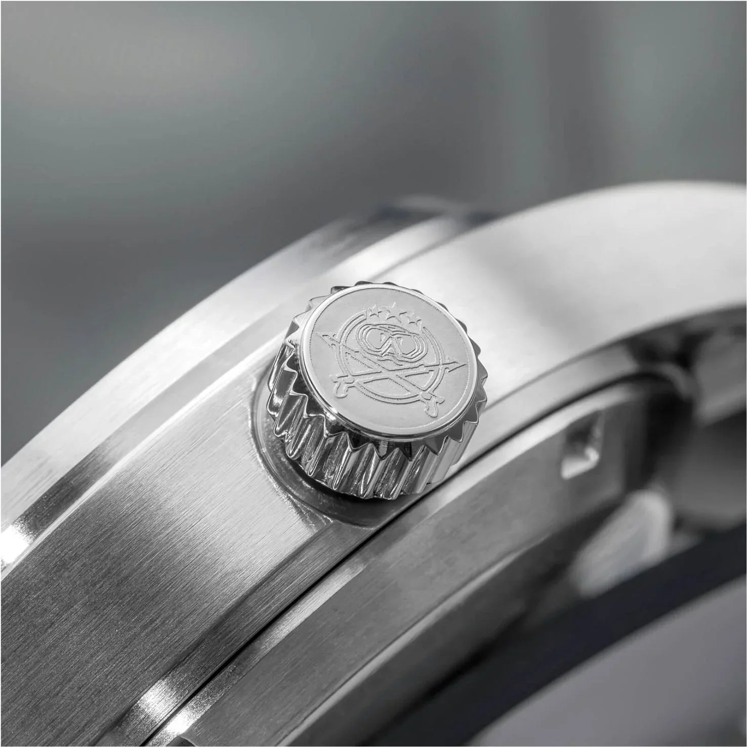 ADDIESDIVE 39mm Explore NH35 Automatic Watch AD2070 - DREAM WATCHES
