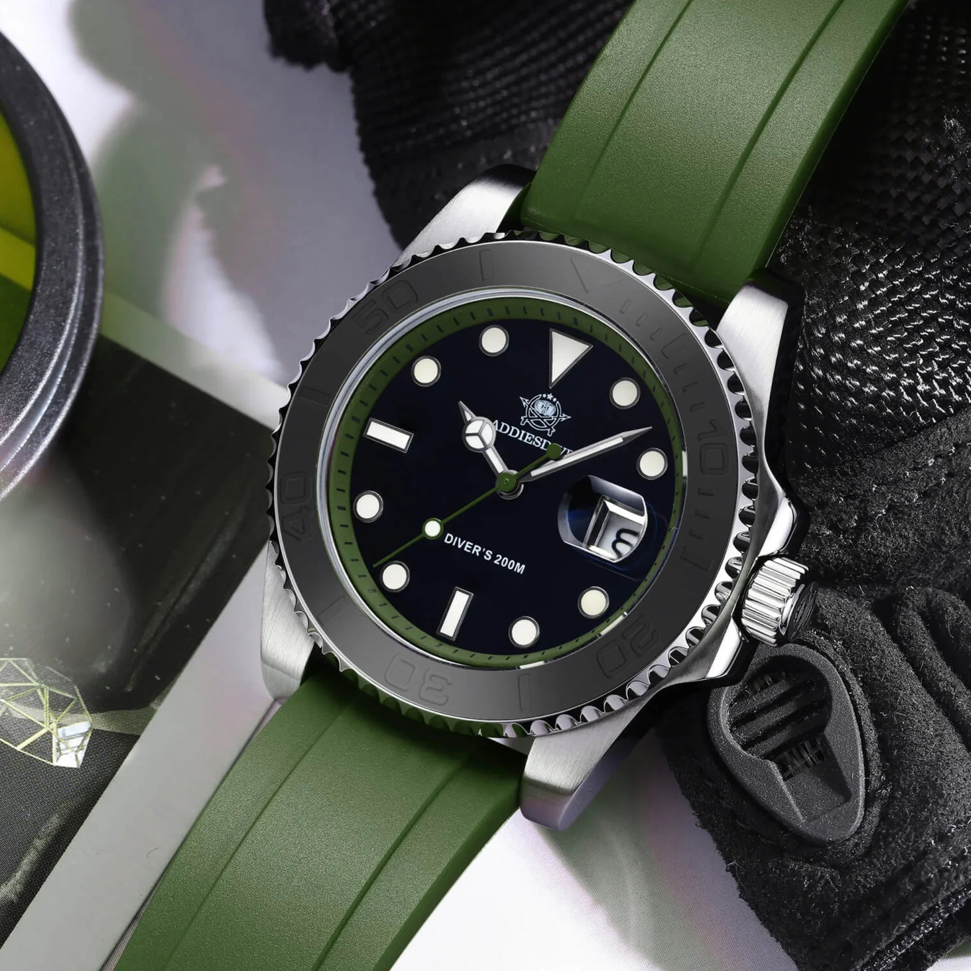 ADDIESDIVE Analoog kwartshorloge voor heren, duikhorloge BGW9, oplichtend, 200 m, waterdicht, met elastiek, zwart/groen, zilver, geel., Klassiek ADDIESDIVE Analoog kwartshorloge voor heren, duikhorloge BGW9, oplichtend, 200 m, waterdicht, met elastiek, zwart/groen, zilver, geel., Klassiek