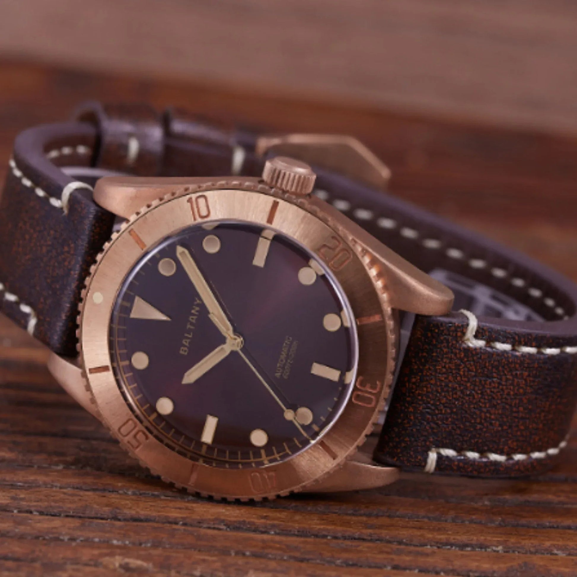 Baltany Burgundy Dial Bronze Diver Retro Watch S3016 - DREAM WATCHES