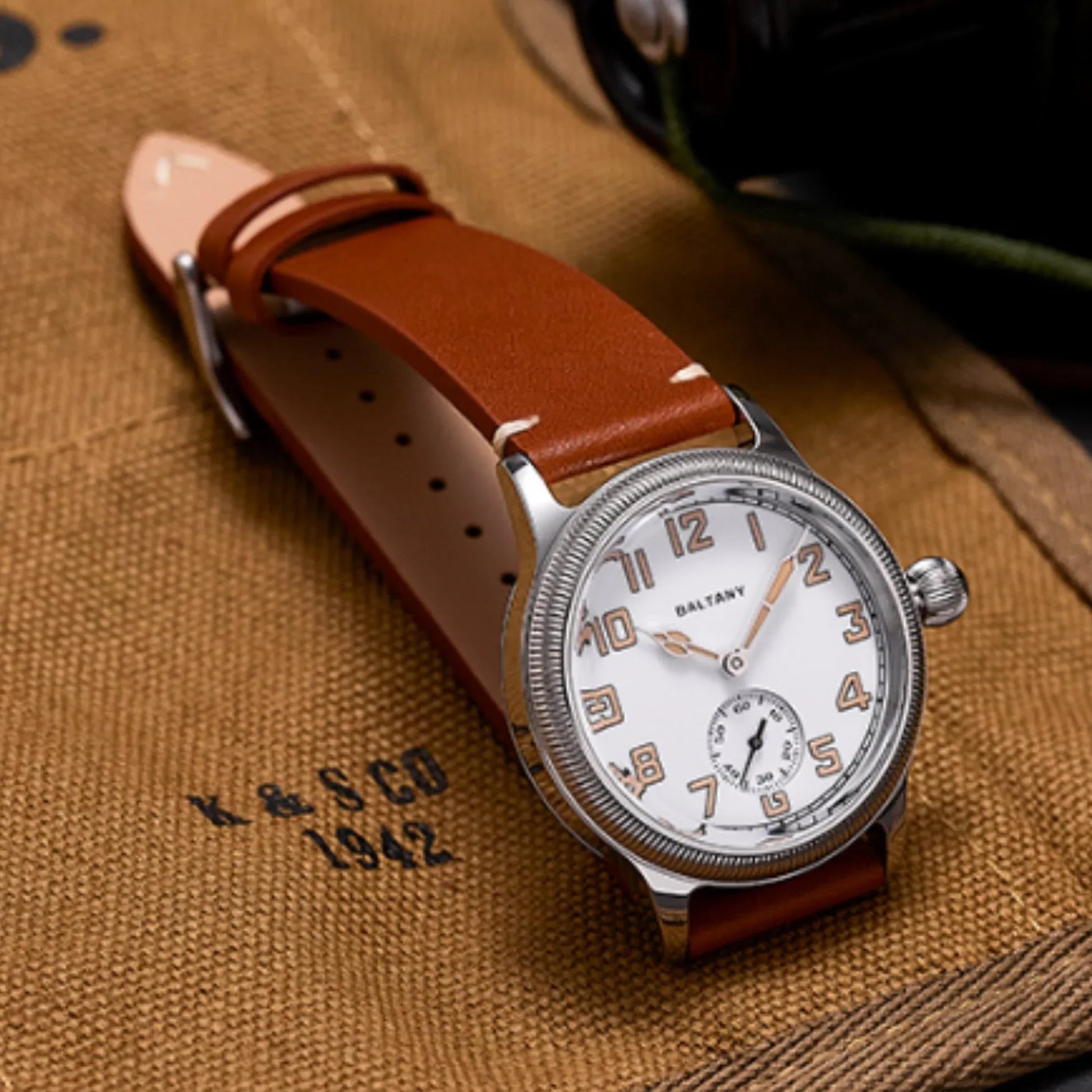 Baltany Retro Auto Military Style WW1 Trench Watch S2051 - White Dial - DREAM WATCHES
