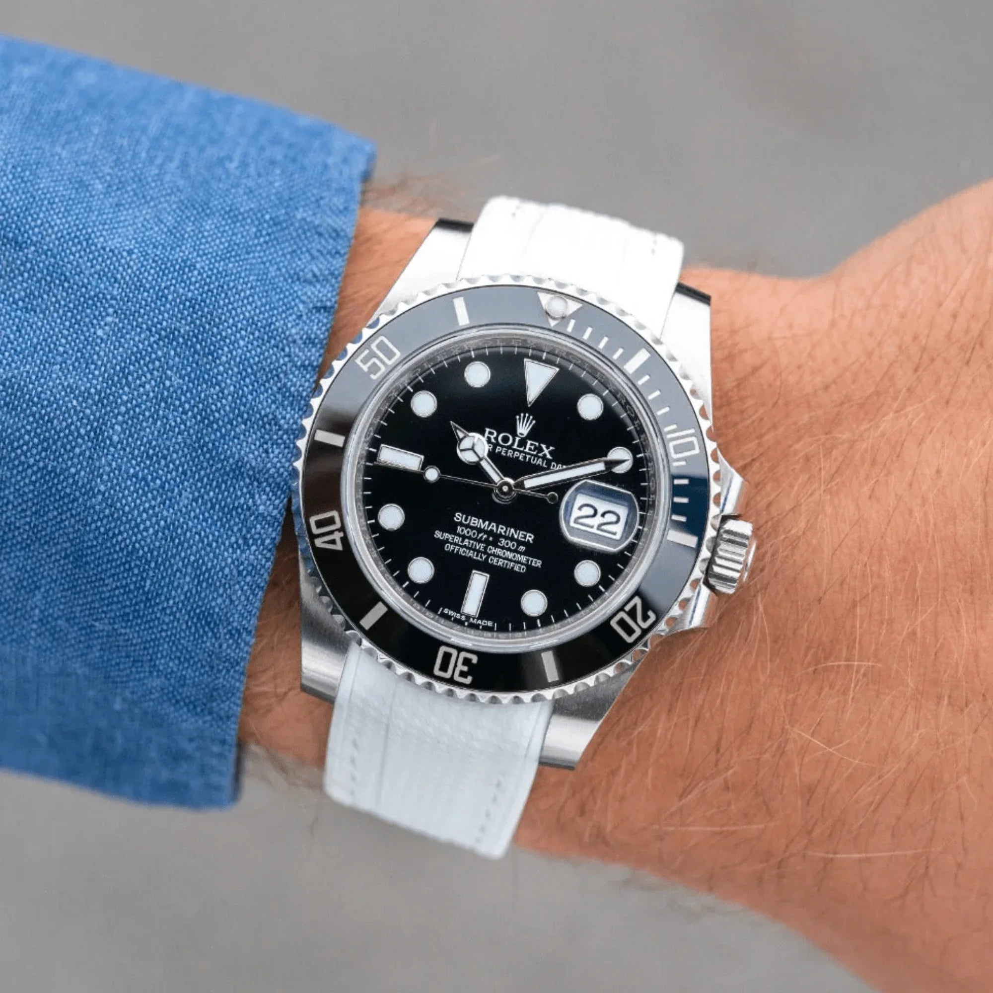 High End Curved FKM Rubber Watch Band With Oyster Style Deployment Clasp: 20 MM - White With Black Buckle - DREAM WATCHES