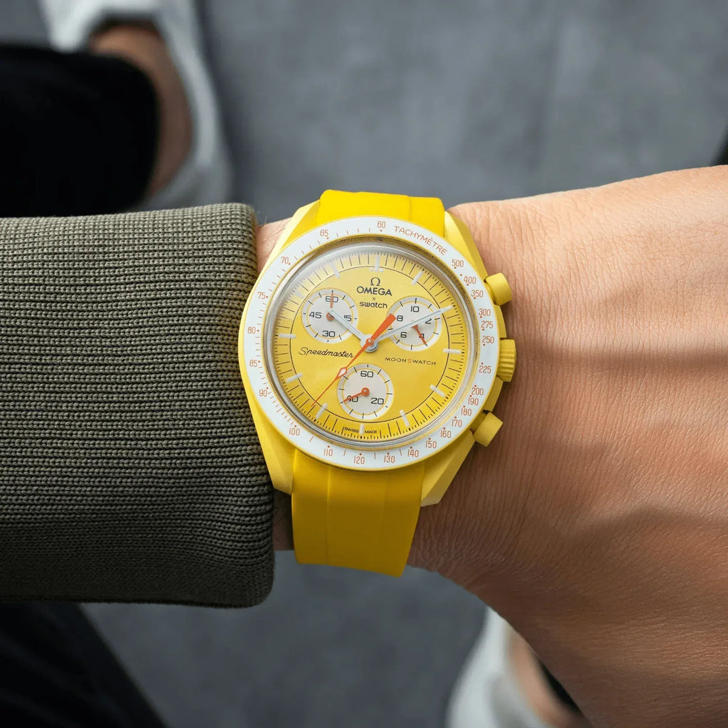 High End Curved FKM Rubber Watch Band With Oyster Style Deployment Clasp: 20 MM - Yellow With Rose Gold - DREAM WATCHES