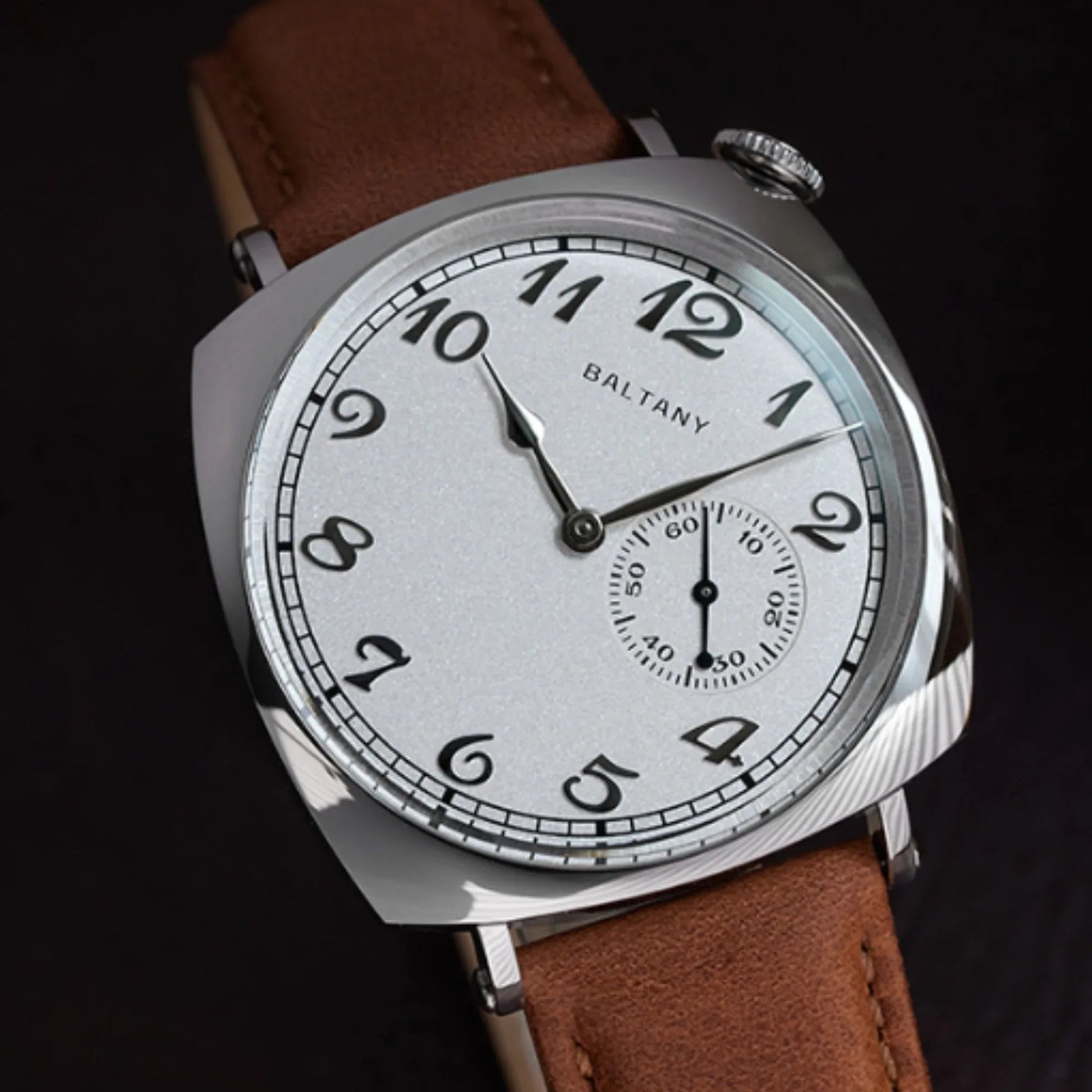 Retro American 1921 Cockeyed Dial Automatic Watch S4046 - White Dial - DREAM WATCHES