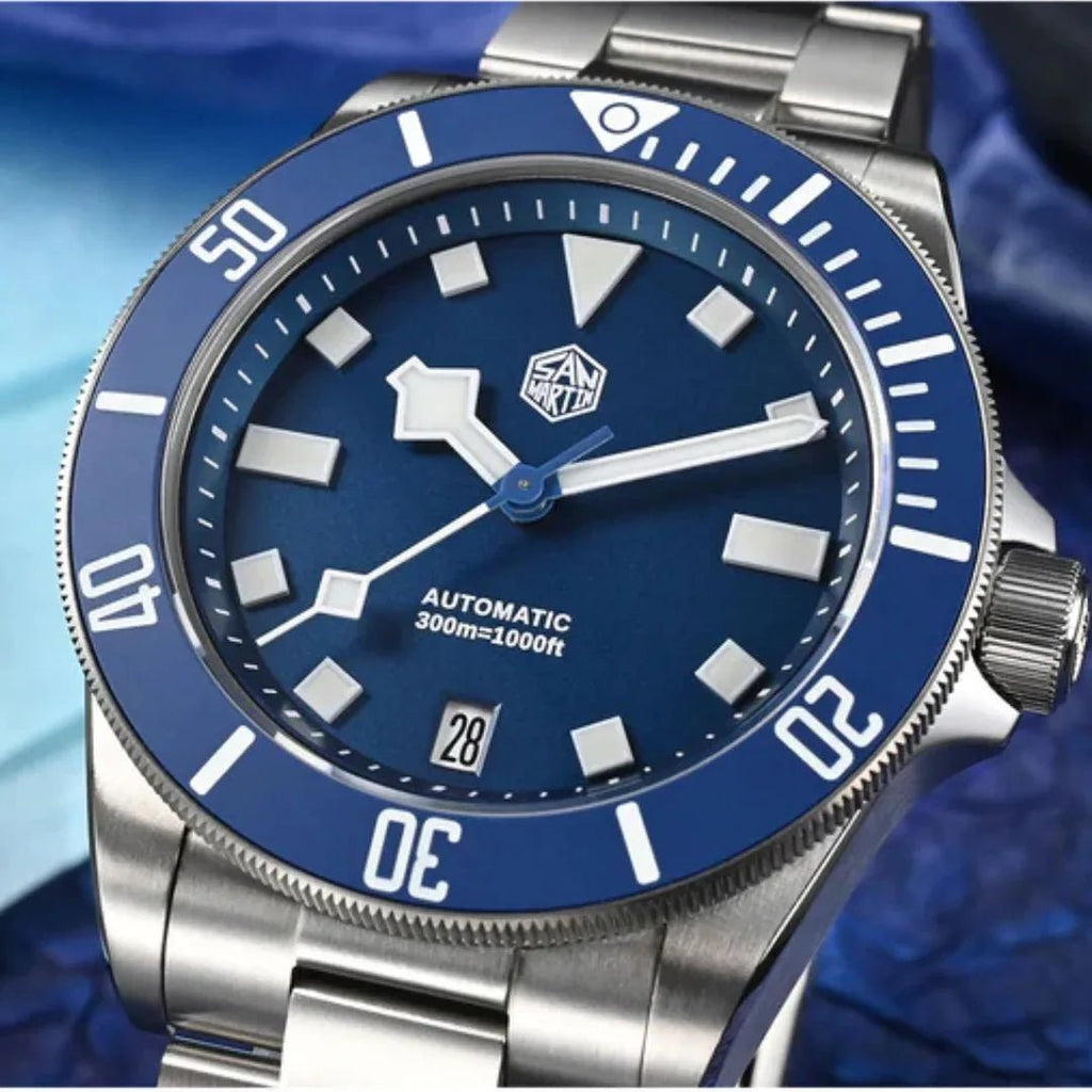 San Martin 39mm Dive Watch SN0121GB - Simple Chapter Ring - DREAM WATCHES