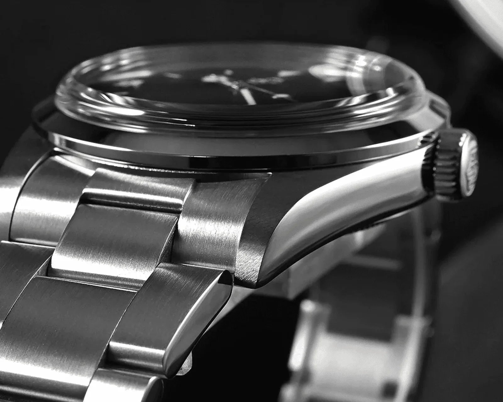 San Martin 39mm ST2130 Explore Watch SN020-G3 - ST2130 - DREAM WATCHES