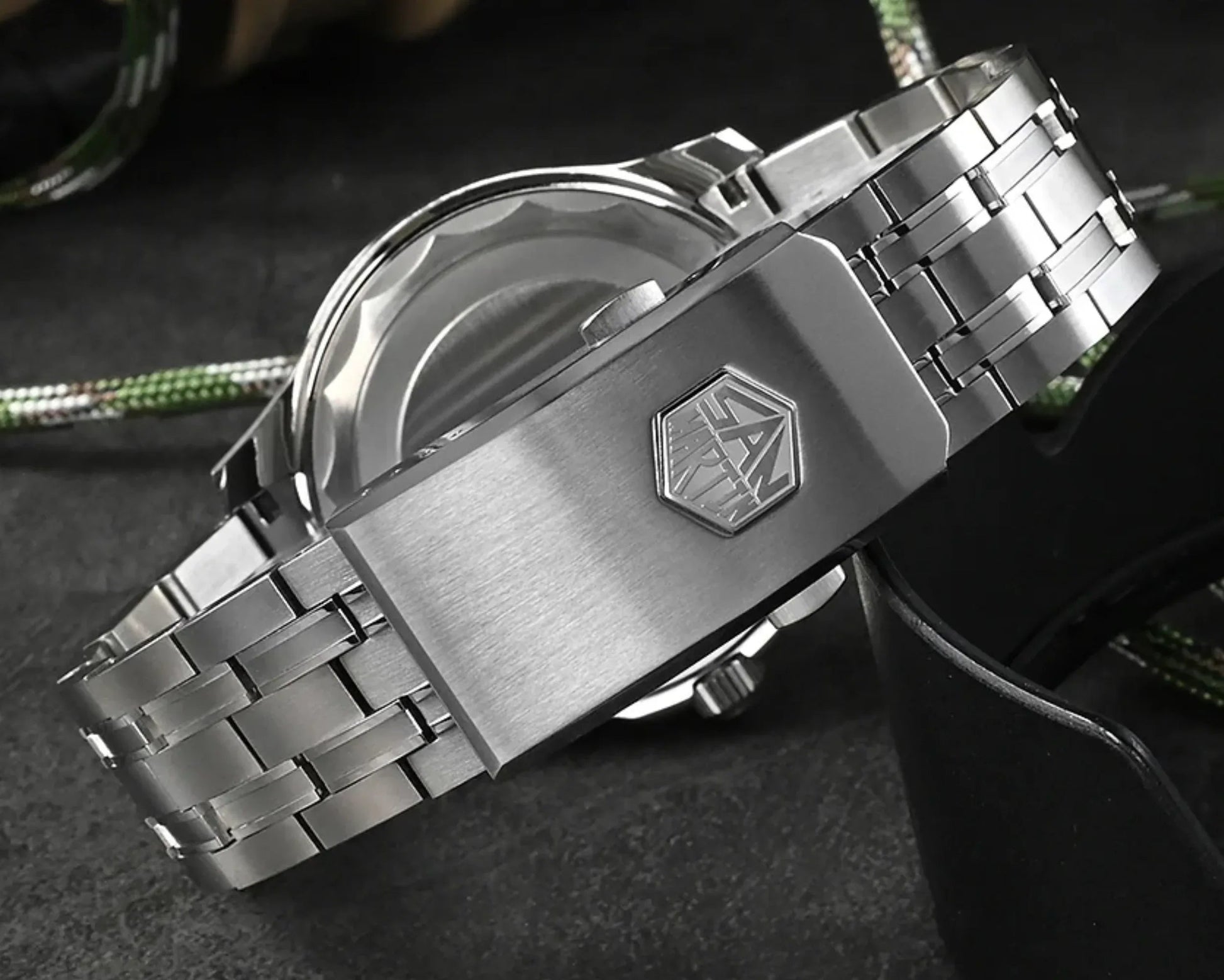 San Martin Sea Ghost Diving Watch SN0088G2 - Black - DREAM WATCHES