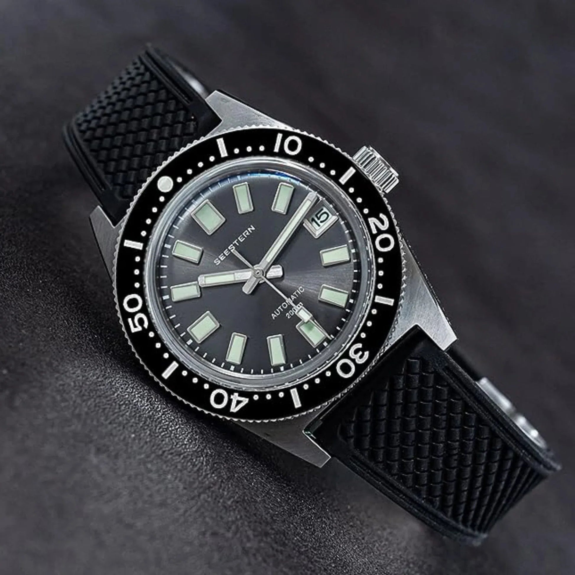 SEESTERN 62MASSX V3 Diving Watch Men Automatic Mechanical Wristwatch Luminous Bezel Waterproof NH35 Movement Sapphire Glass Bracelet - DREAM WATCHES