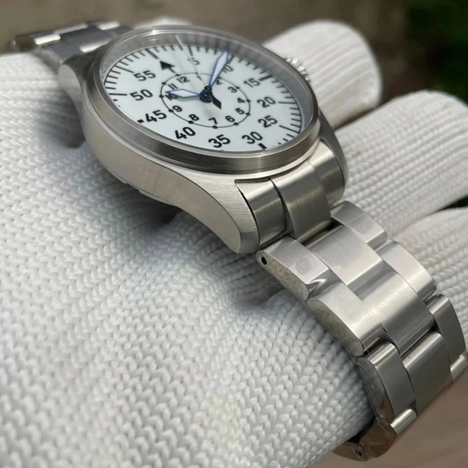 Steeldive SD1928B Retro Militarty Pilot Watch - DREAM WATCHES